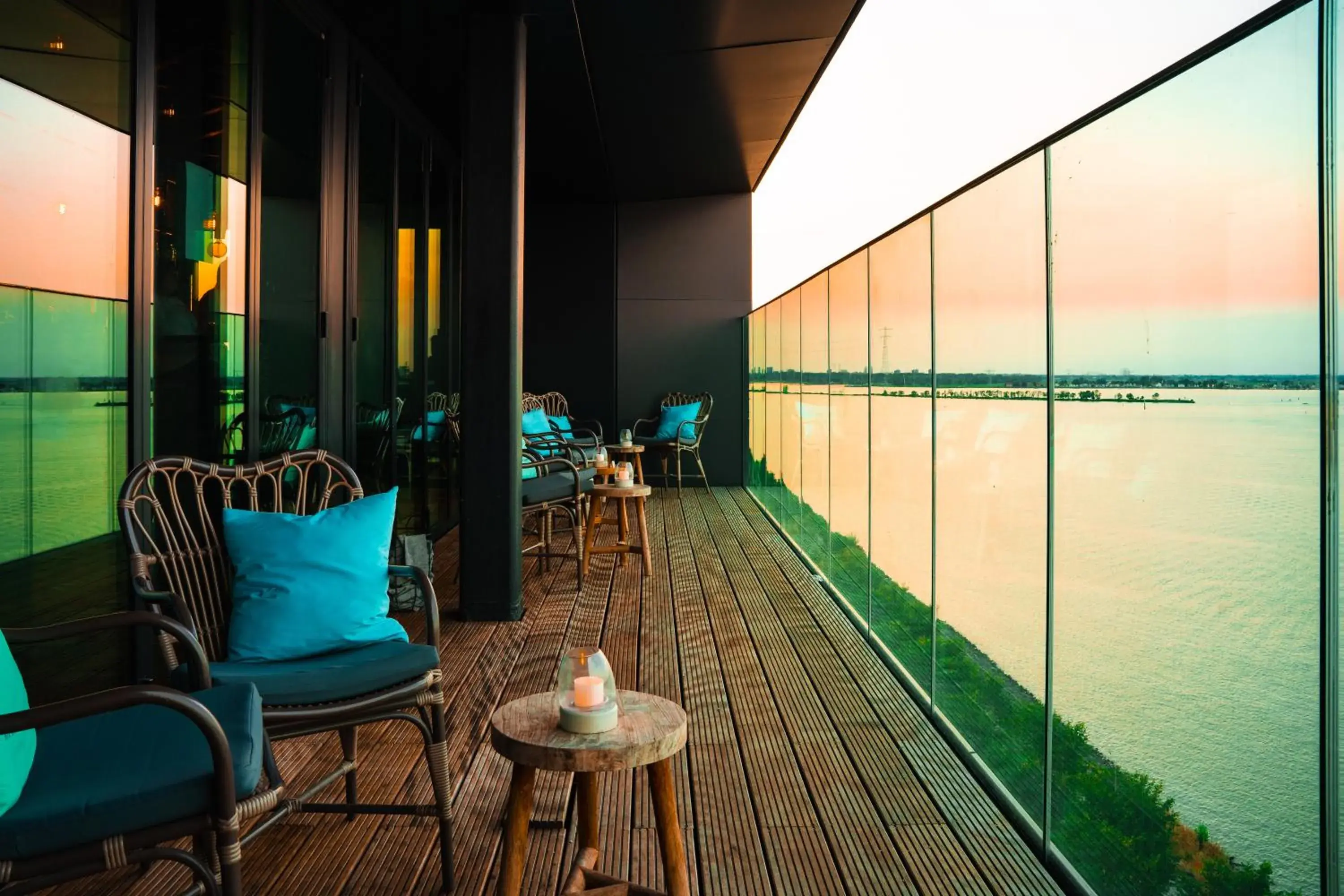 Lounge or bar in Four Elements Hotel Lounge or bar in Four Elements Hotel