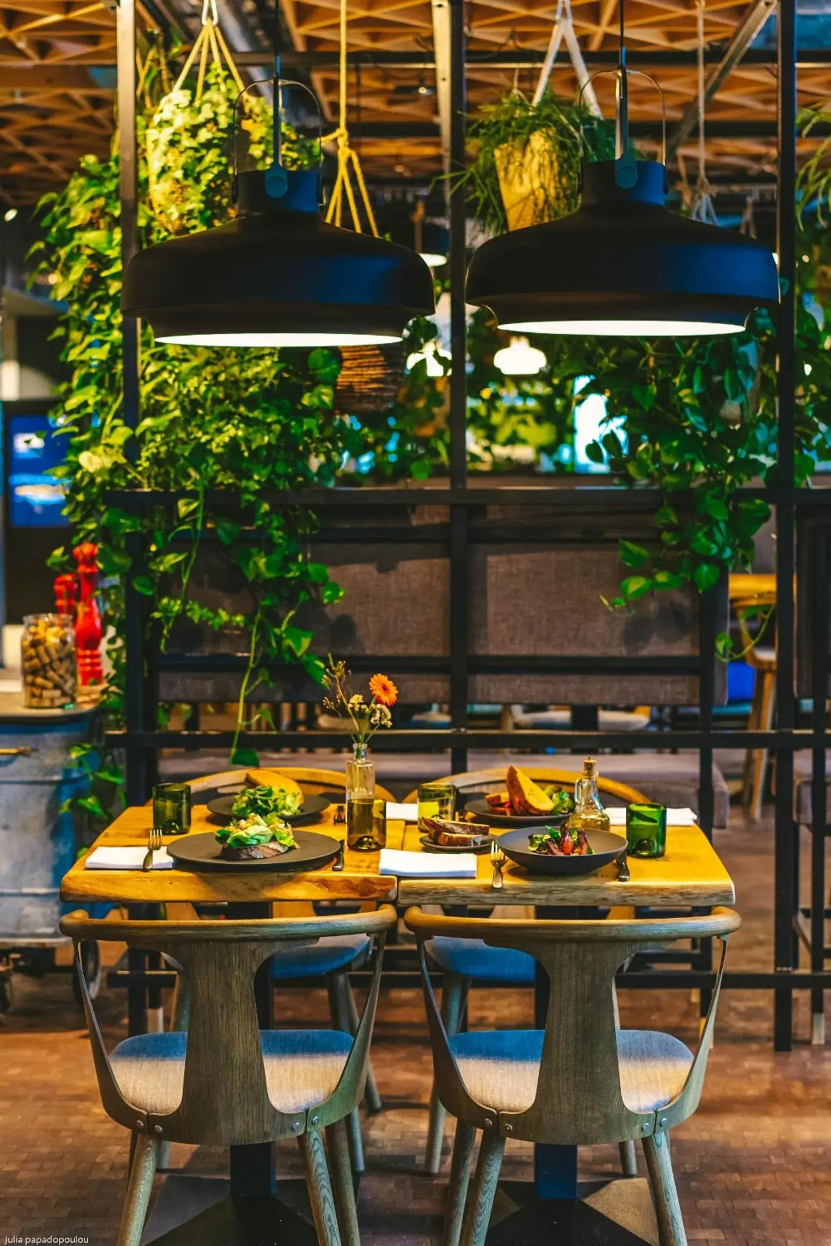 Restaurant/places to eat in Four Elements Hotel Restaurant/places to eat in Four Elements Hotel