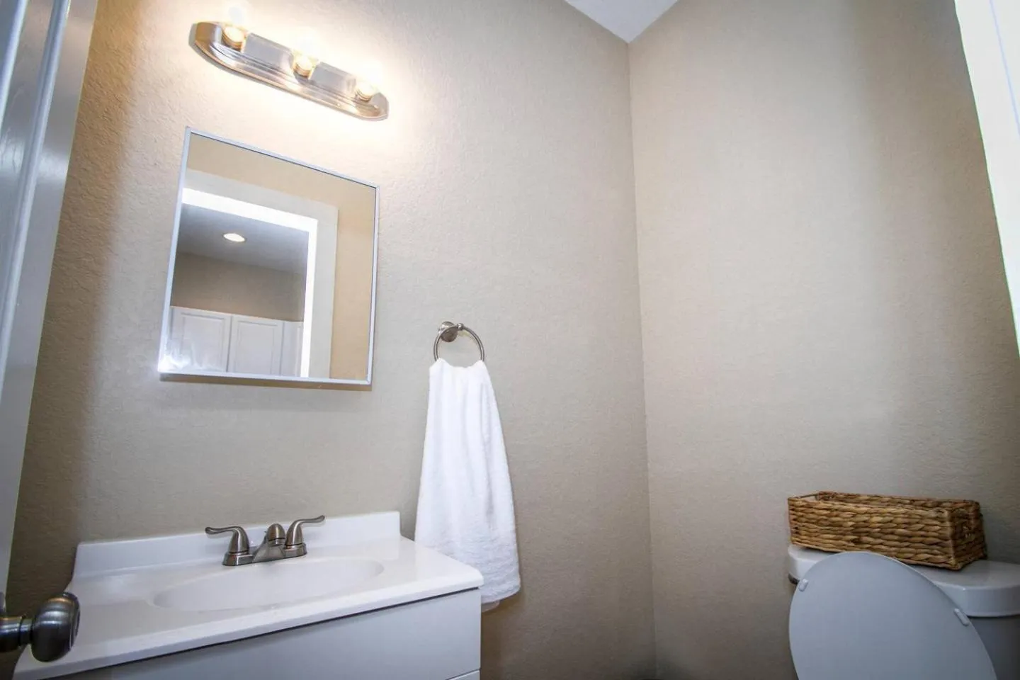 Bathroom in Hackberry St #B Renovated 2BR Near Downtown SA