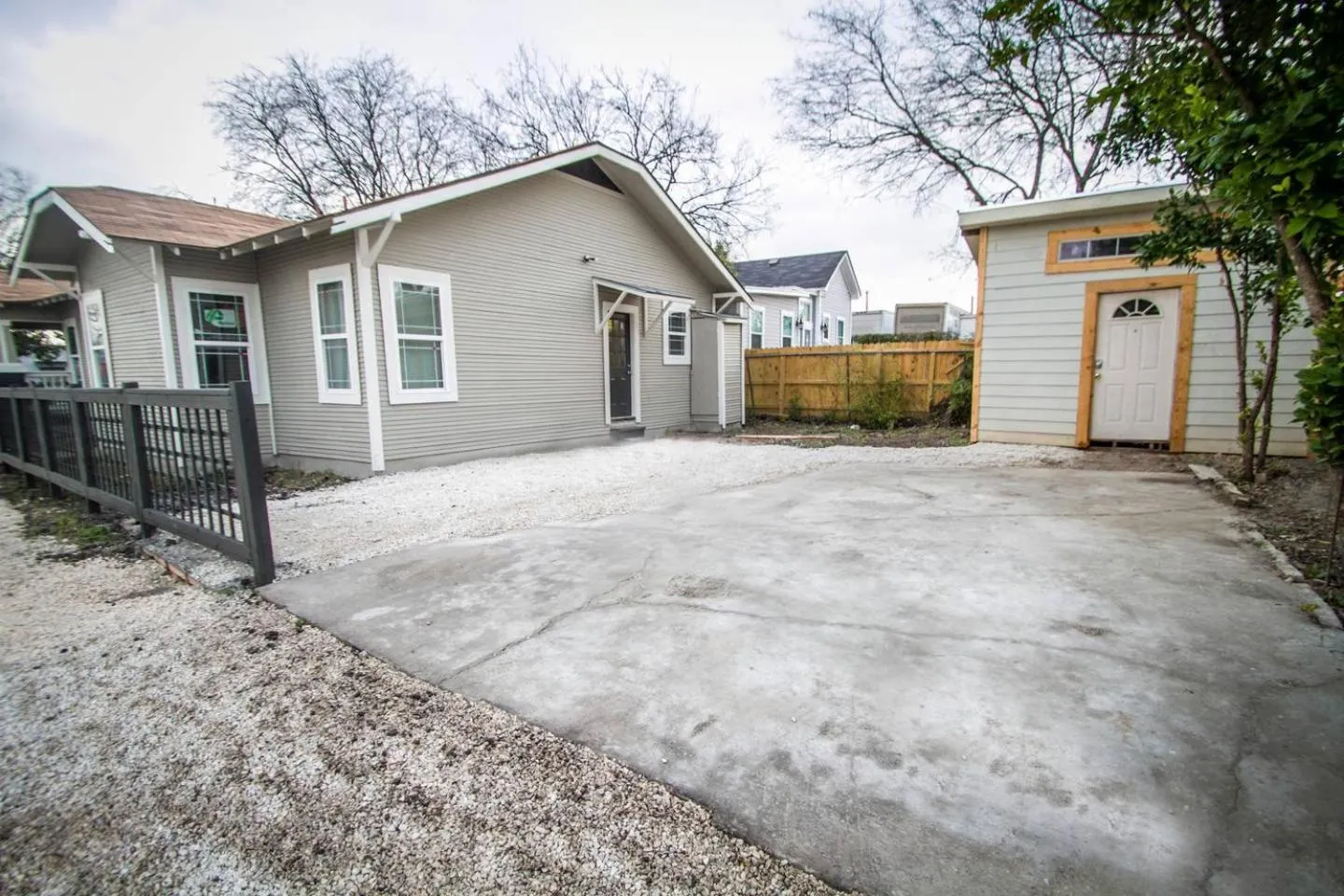 Other in Hackberry St #A Renovated 2BR/2BA Near Downtown