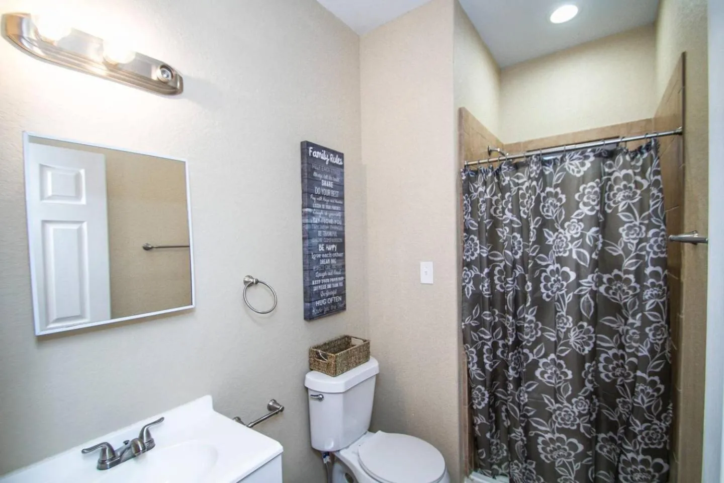 Toilet in Hackberry St #A Renovated 2BR/2BA Near Downtown
