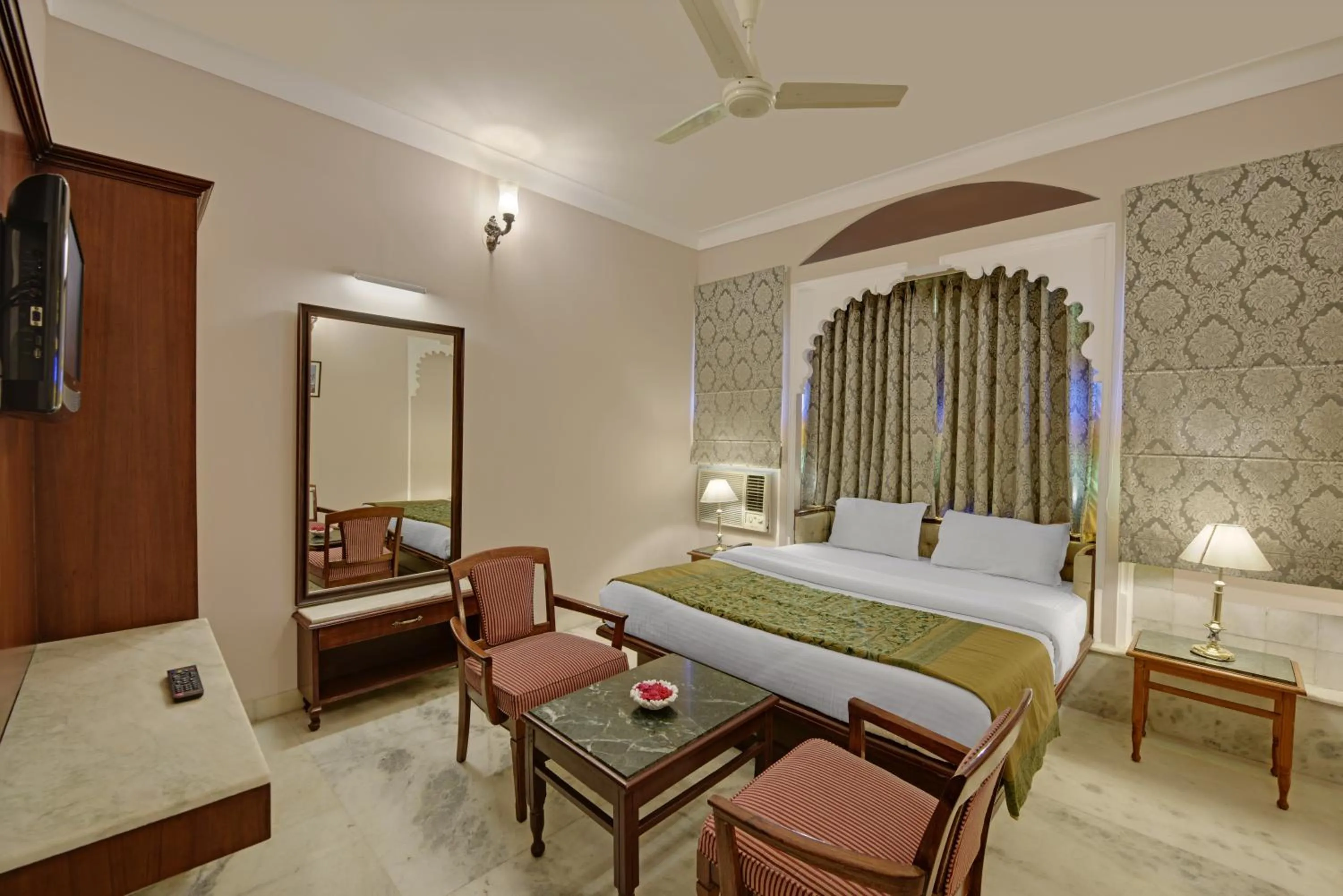 Photo of the whole room in Hotel Raj Palace Udaipur