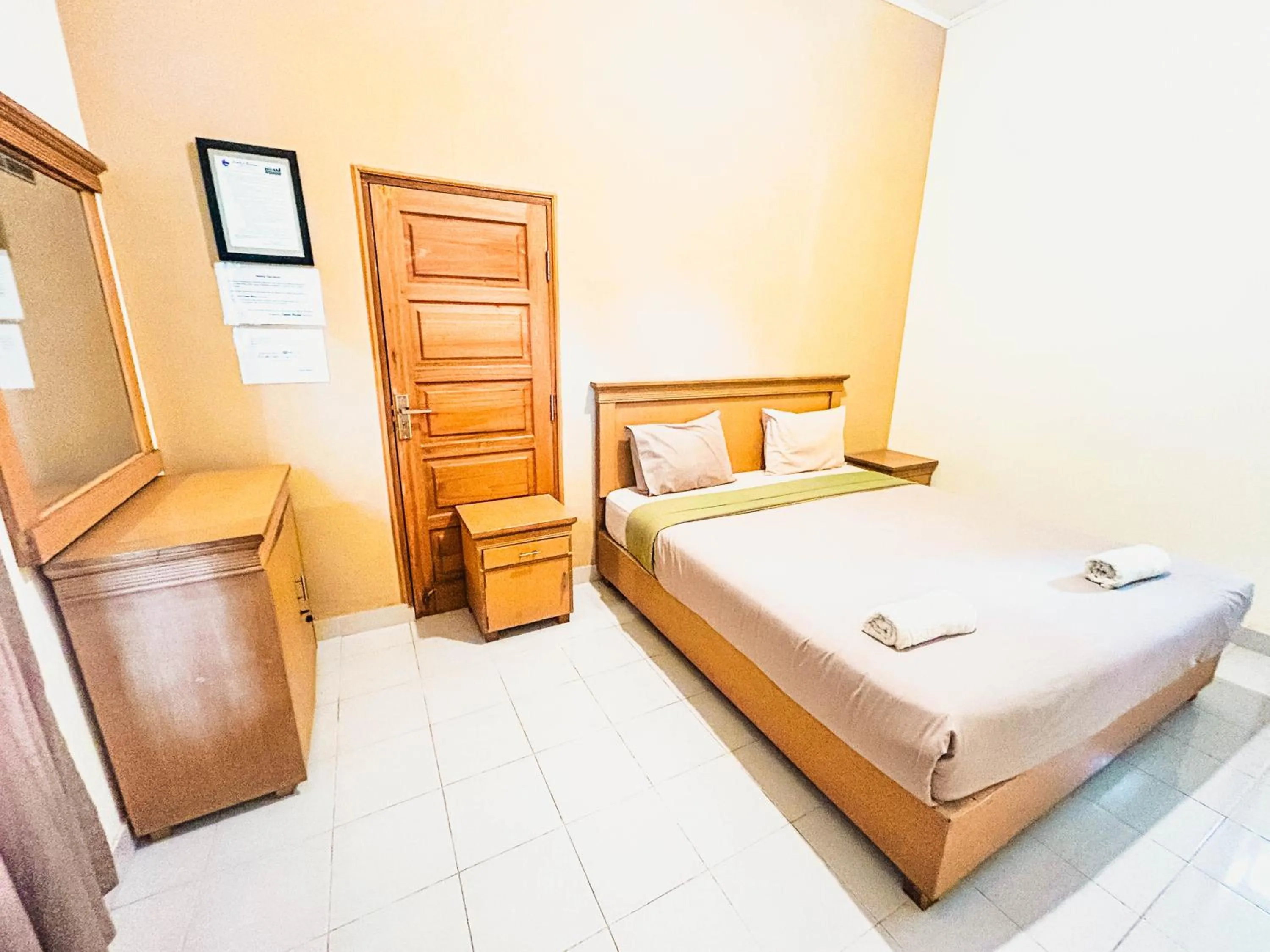 Bed in Lembah Rinjani Villa & Resto Syariah by ecommerceloka