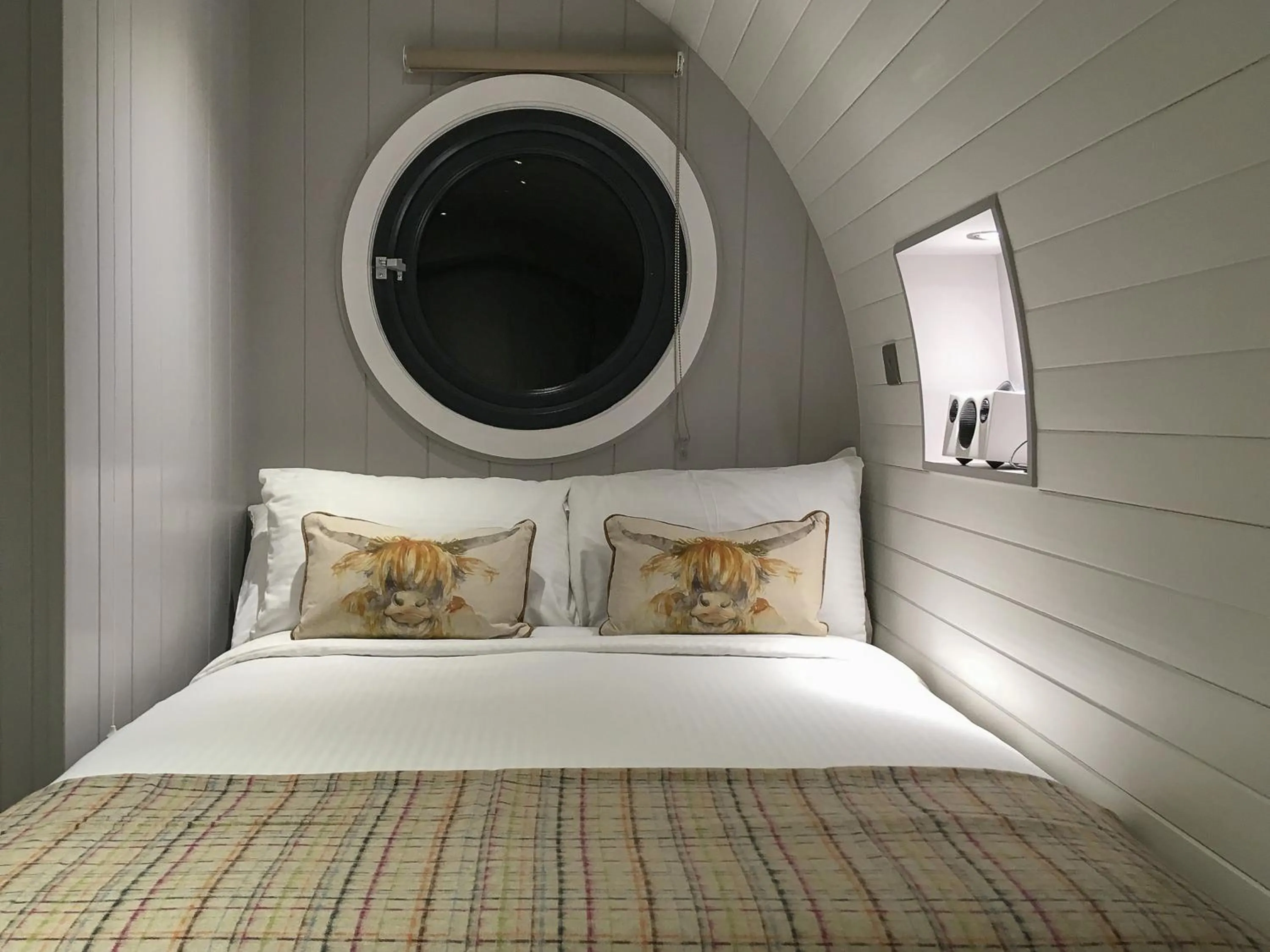 Bed in Loch Leven Hotel & Distillery