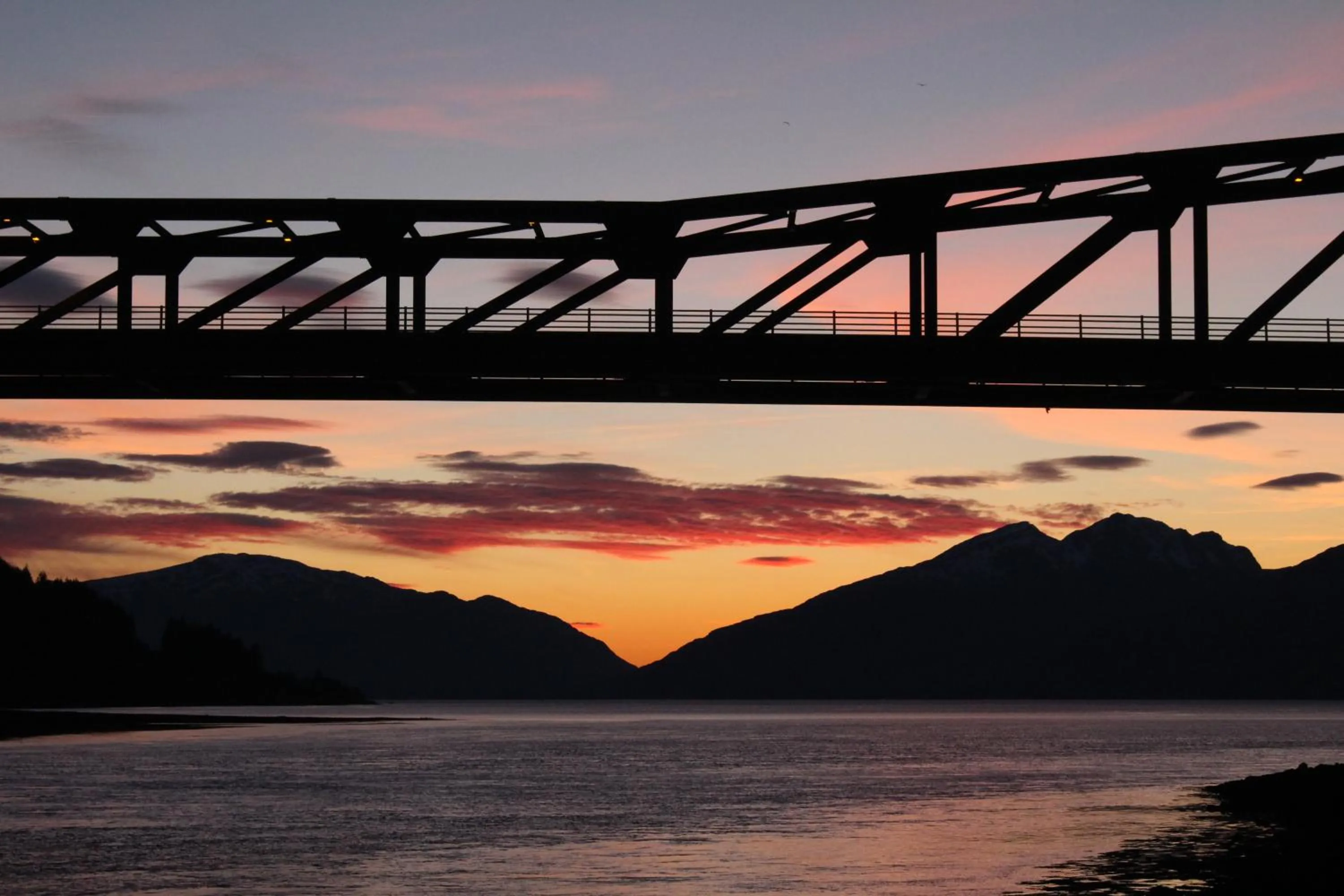 Loch Leven Hotel & Distillery