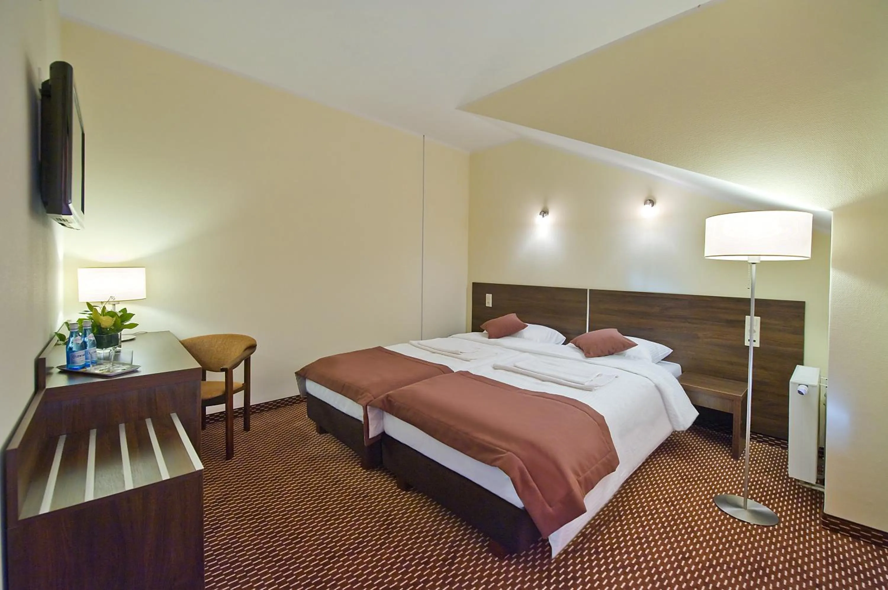 Bed in Hotel Cztery Brzozy Gdańsk Kowale