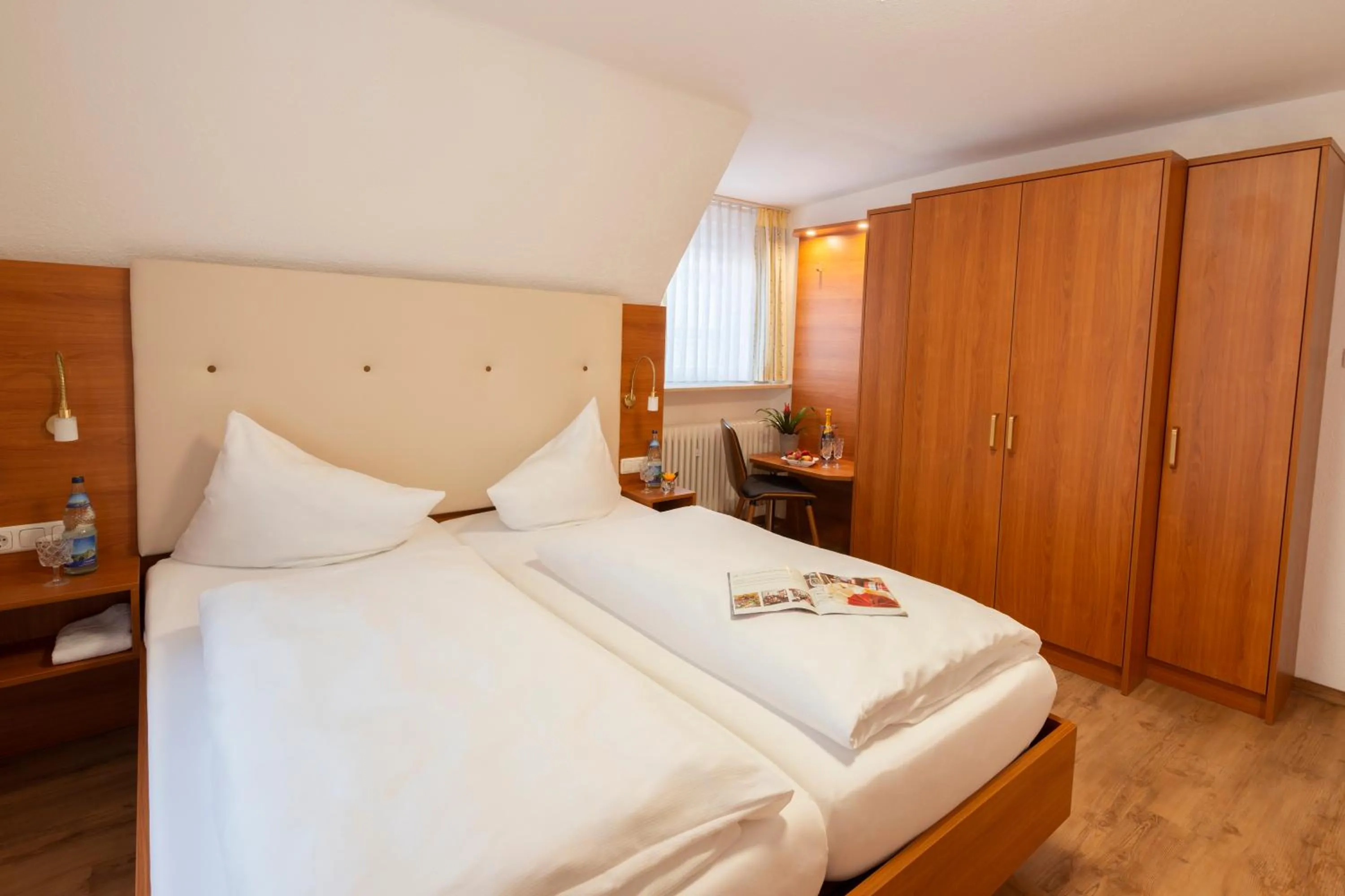 Bedroom, Bed in Hotel Cebulj