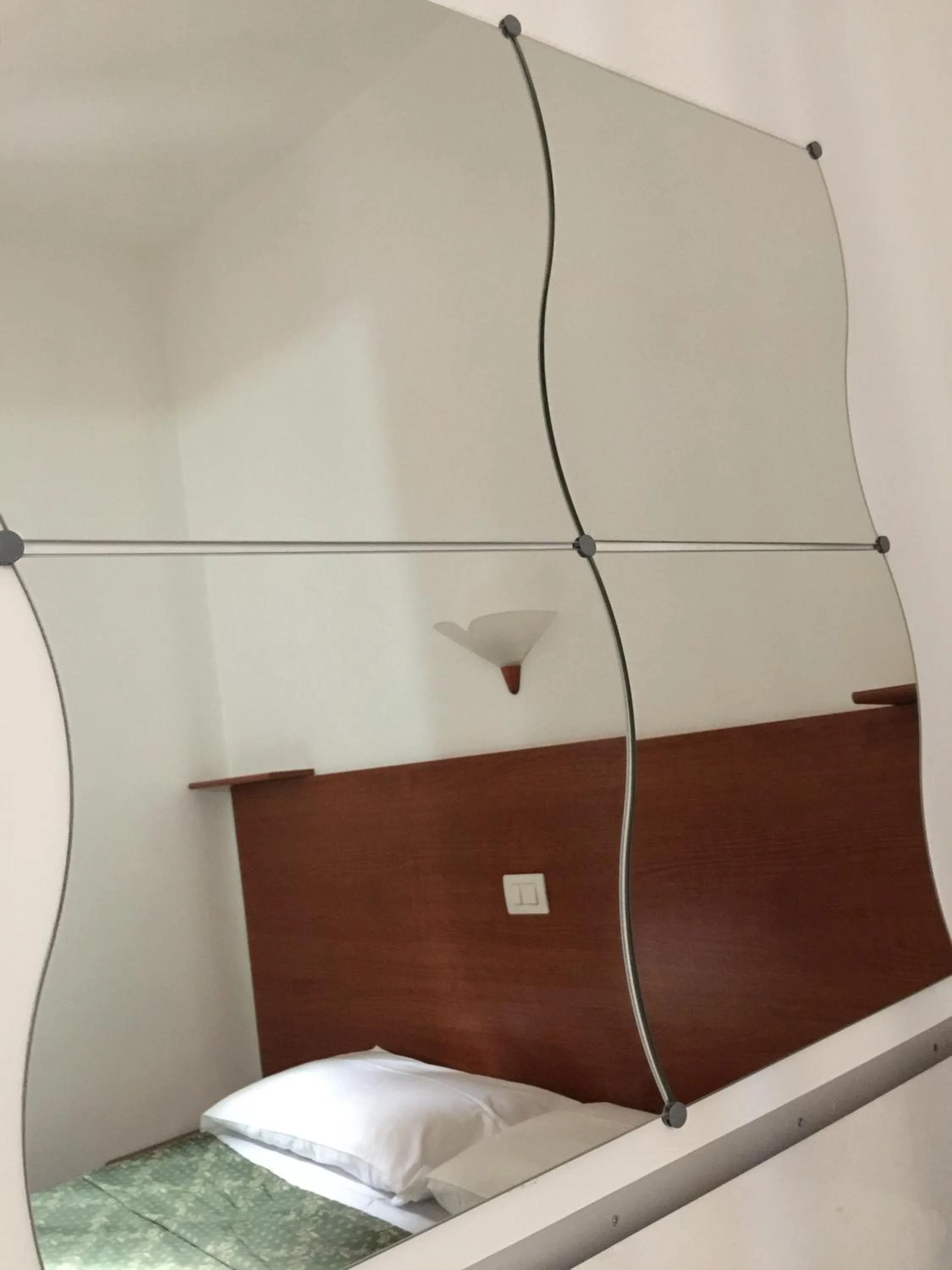 Decorative detail, Bed in San Daniele Bundi House