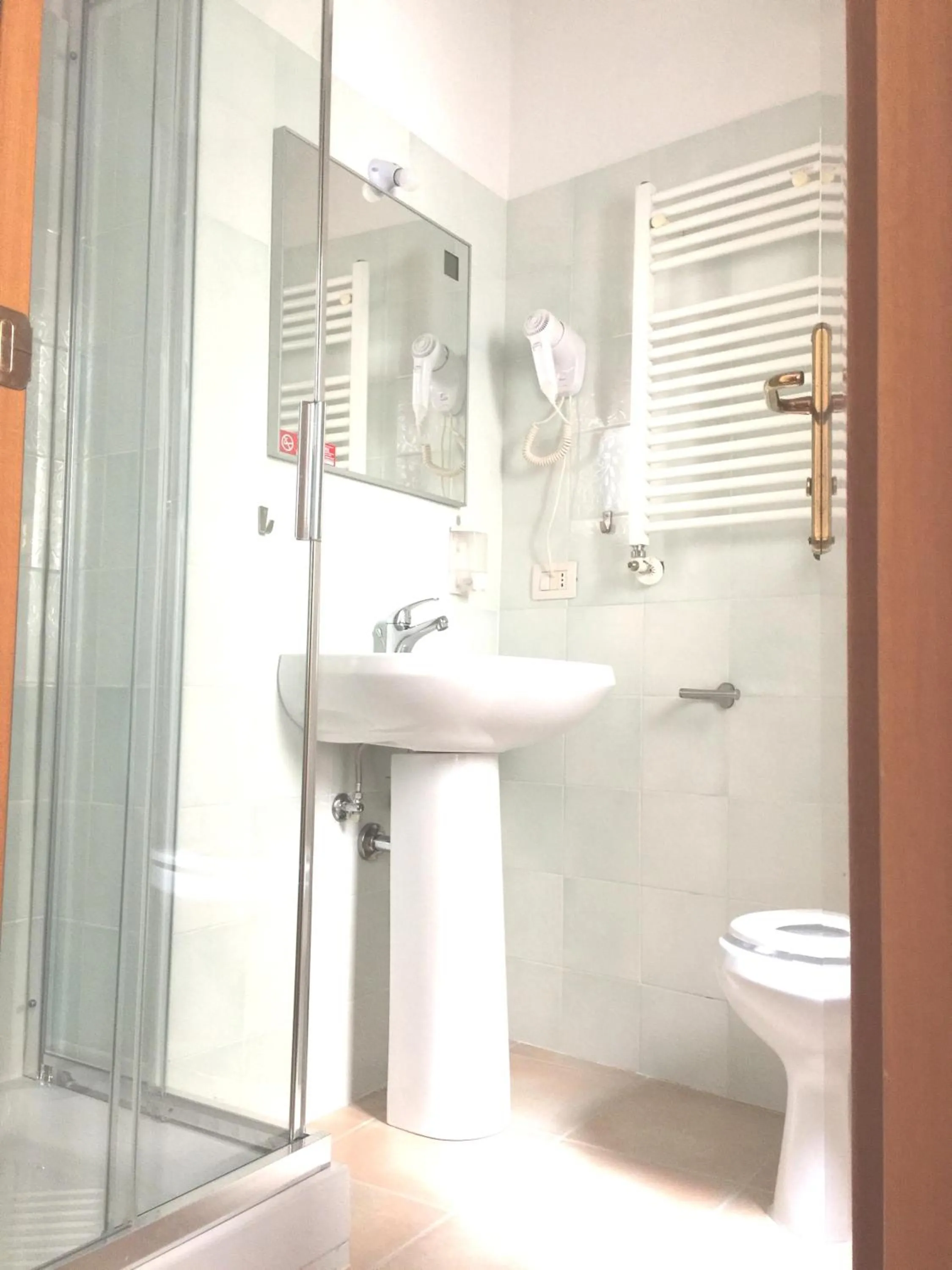 Bathroom in San Daniele Bundi House