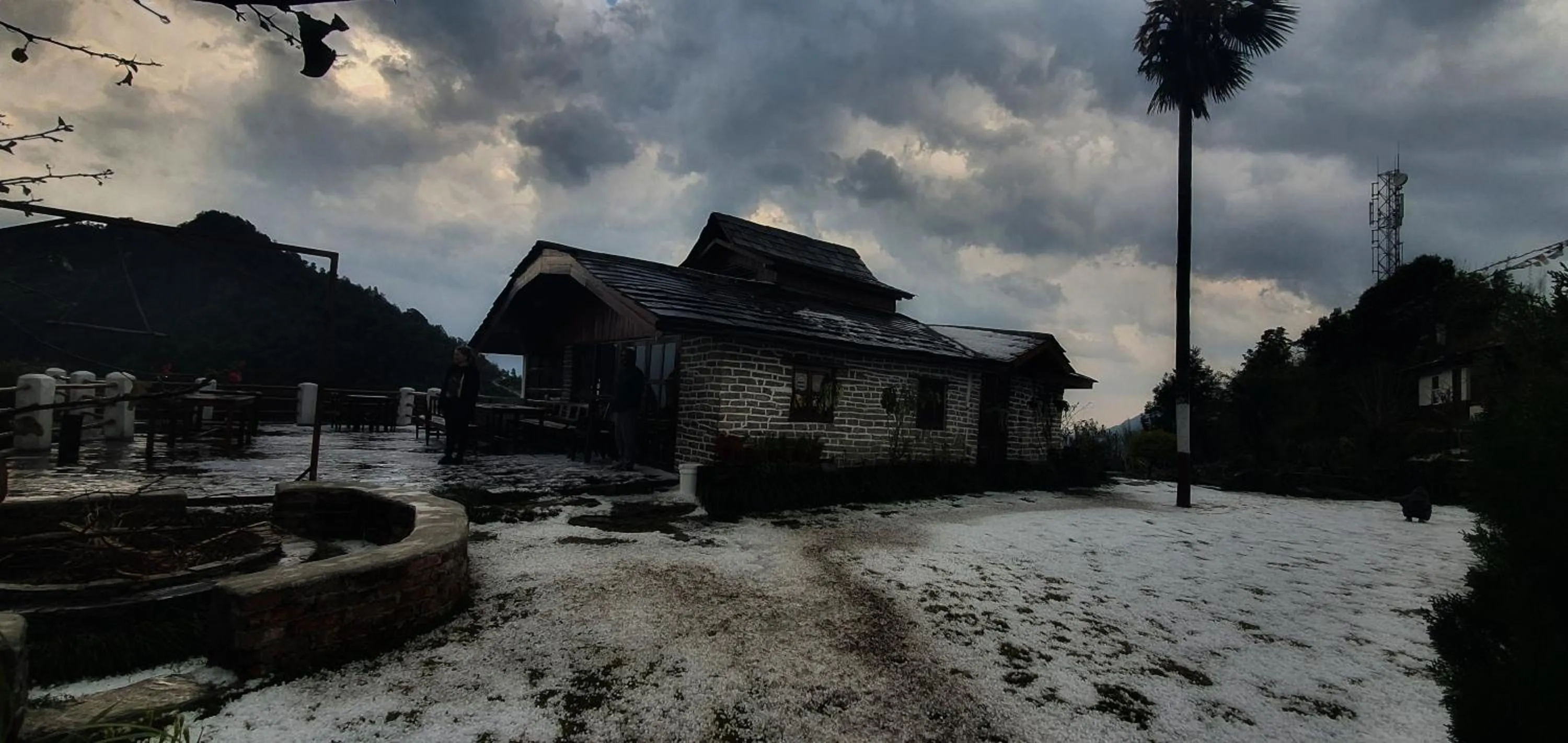 Winter in ES Deurali Resort