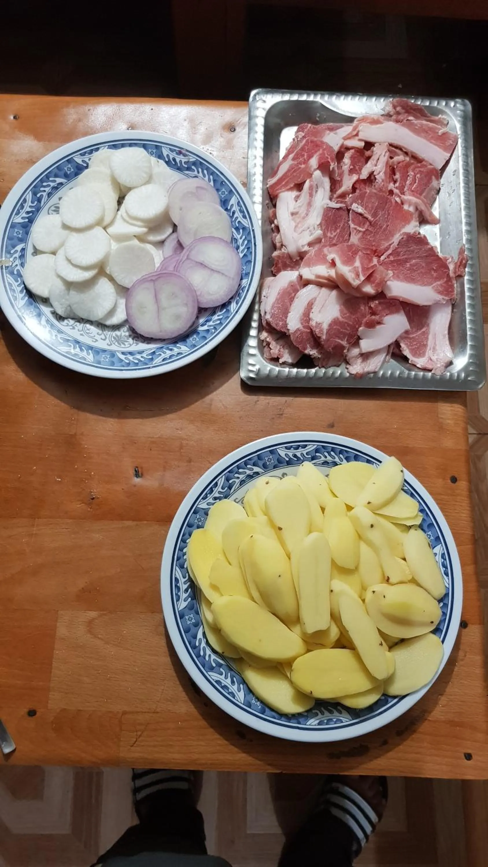 Food in ES Deurali Resort