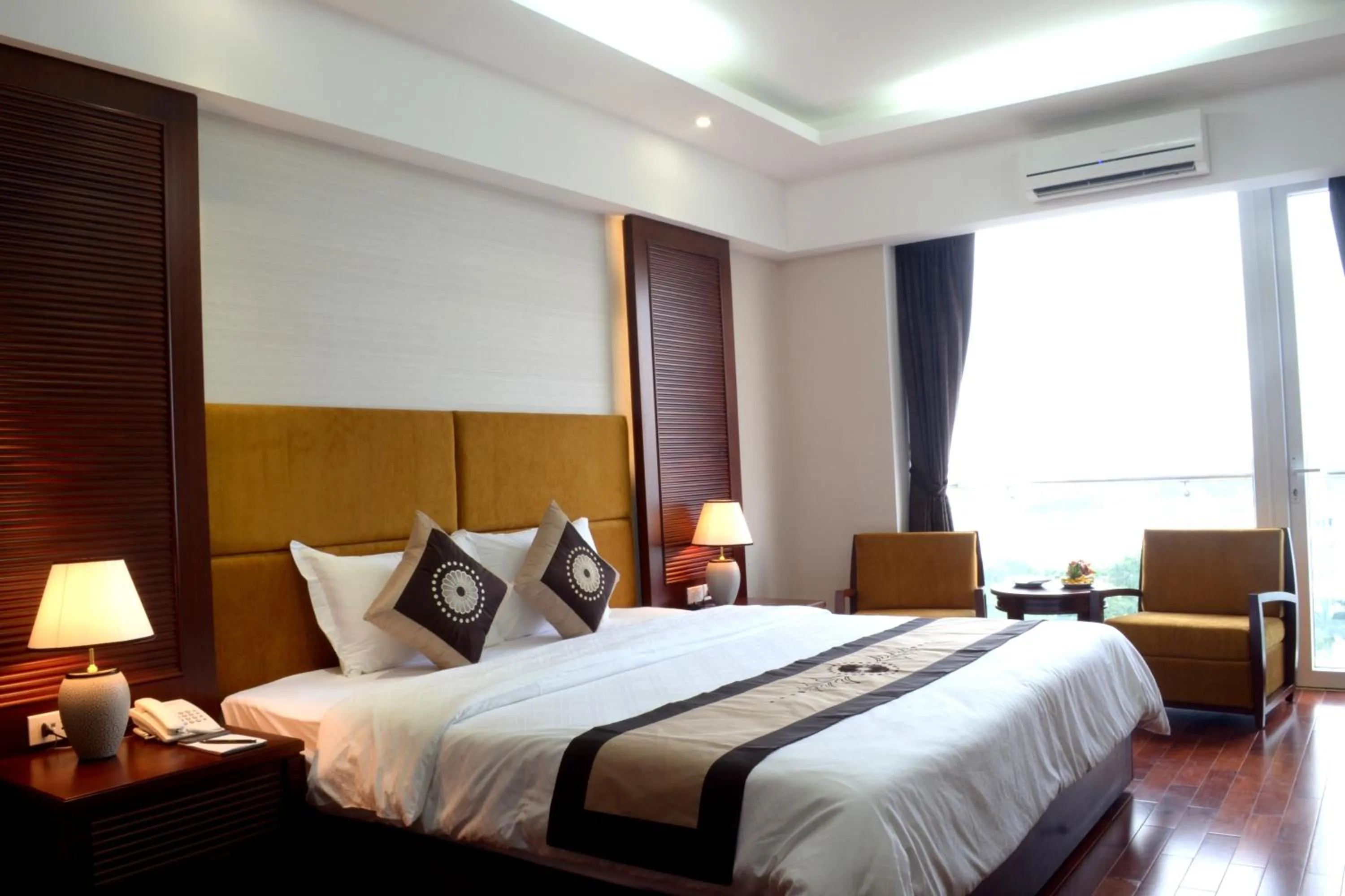 Bedroom, Bed in Moonlight Hotel Hue