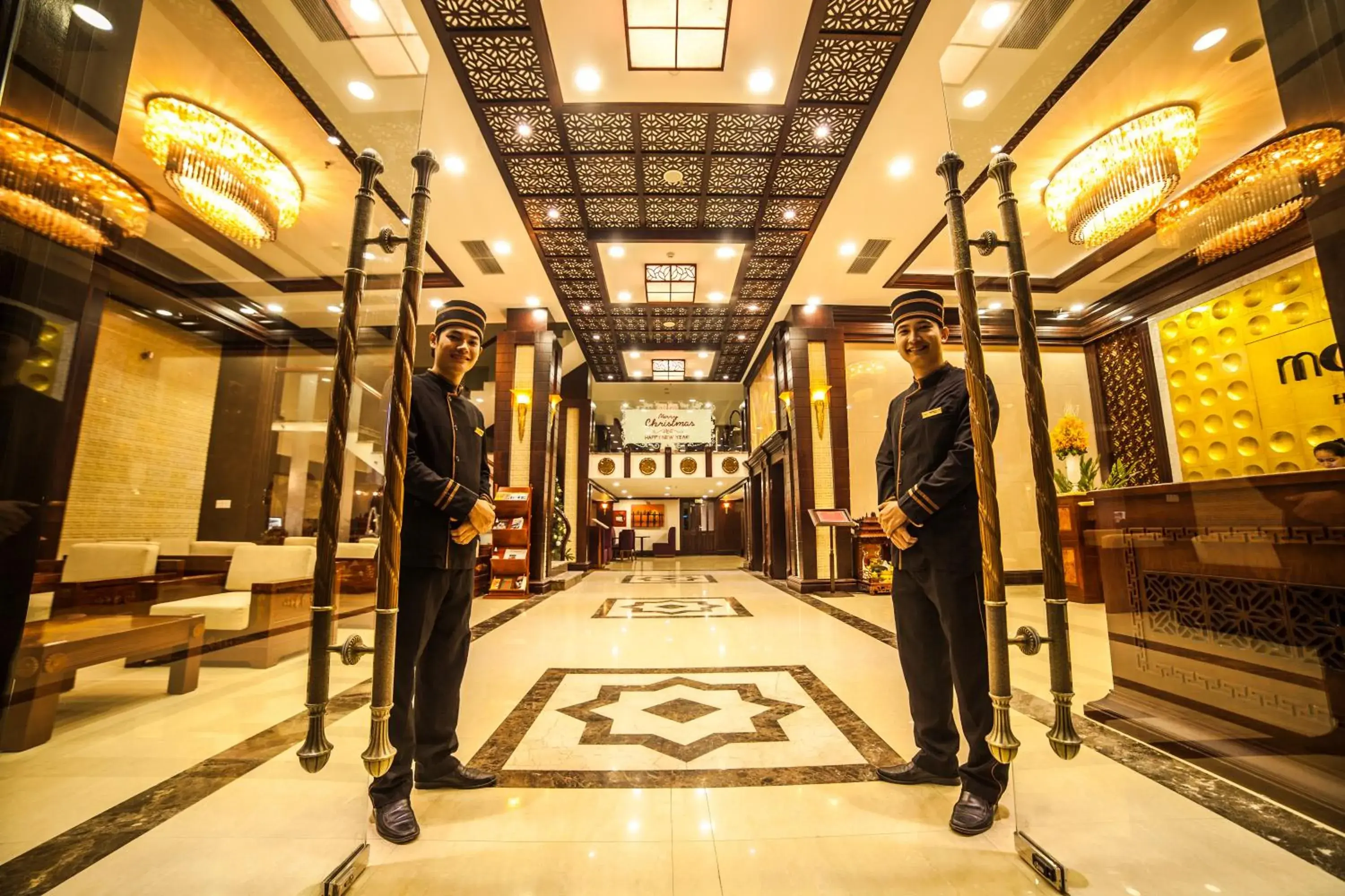 Facade/entrance in Moonlight Hotel Hue Facade/entrance in Moonlight Hotel Hue