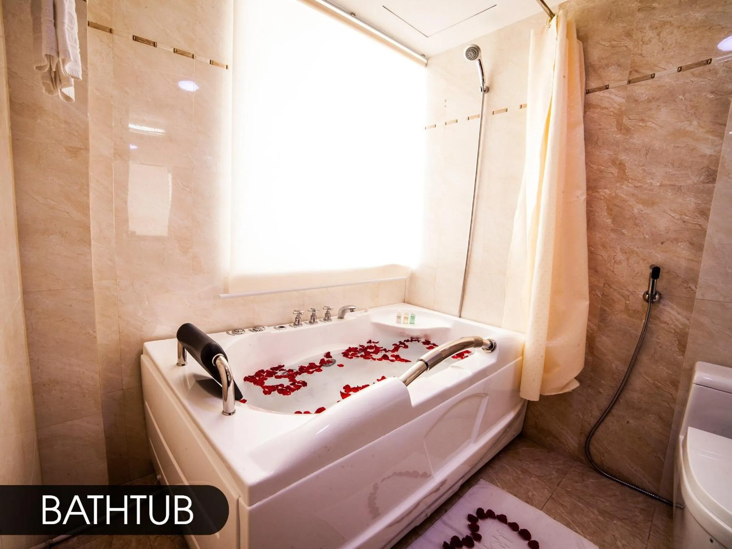 Bed in Moonlight Hotel Hue