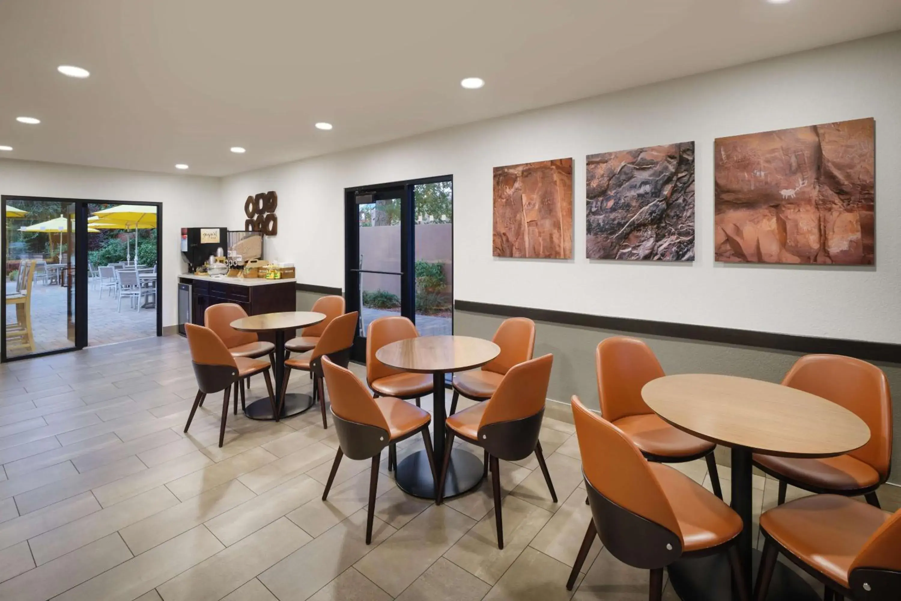 Breakfast in Aiden by Best Western Sedona Breakfast in Aiden by Best Western Sedona