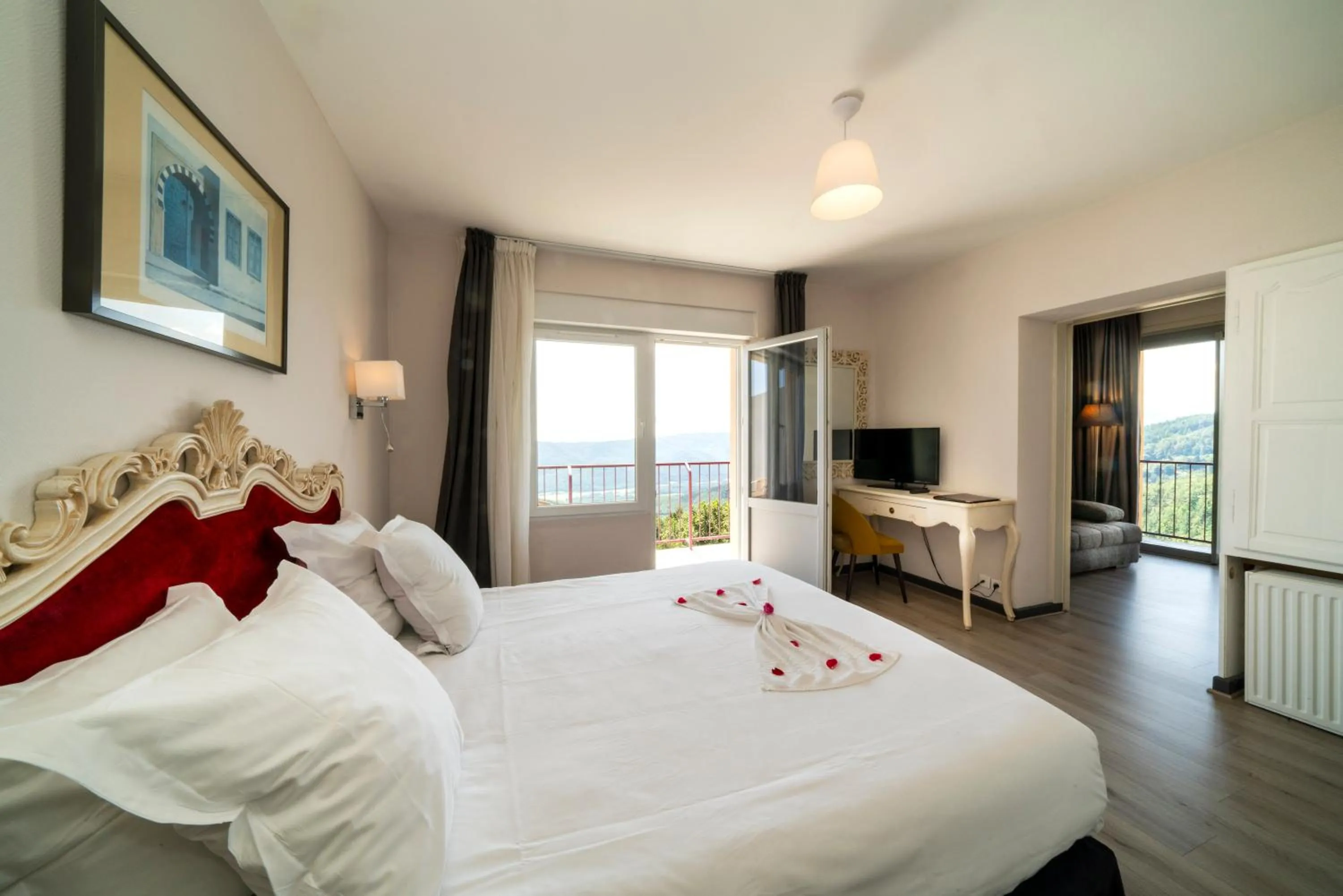 Bedroom, Bed in Alexain Hotel Restaurant & Wellness - Colmar Ouest