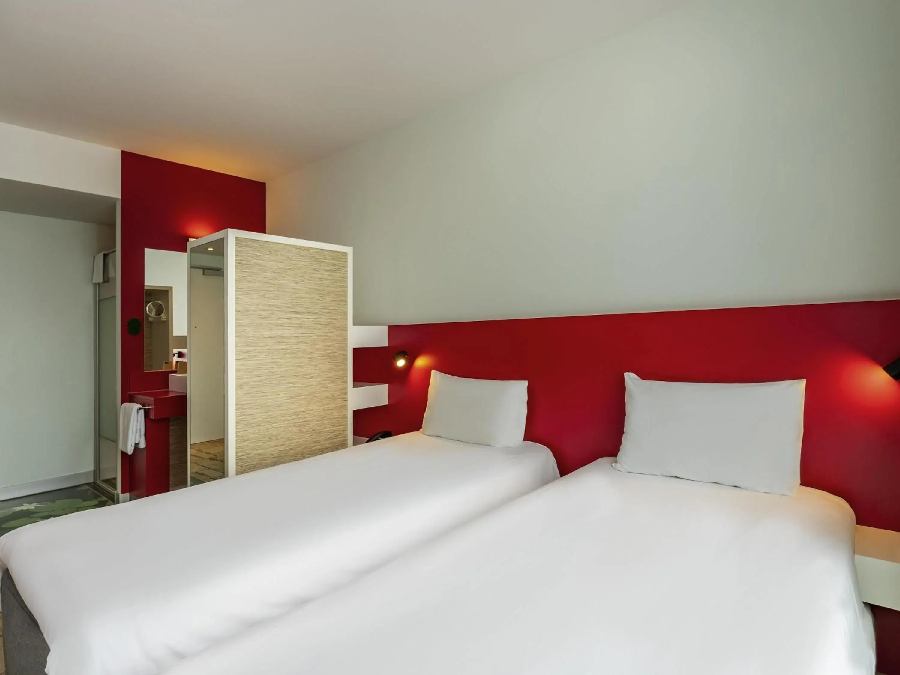 Bedroom, Bed in ibis Styles Karlsruhe Ettlingen Bedroom, Bed in ibis Styles Karlsruhe Ettlingen