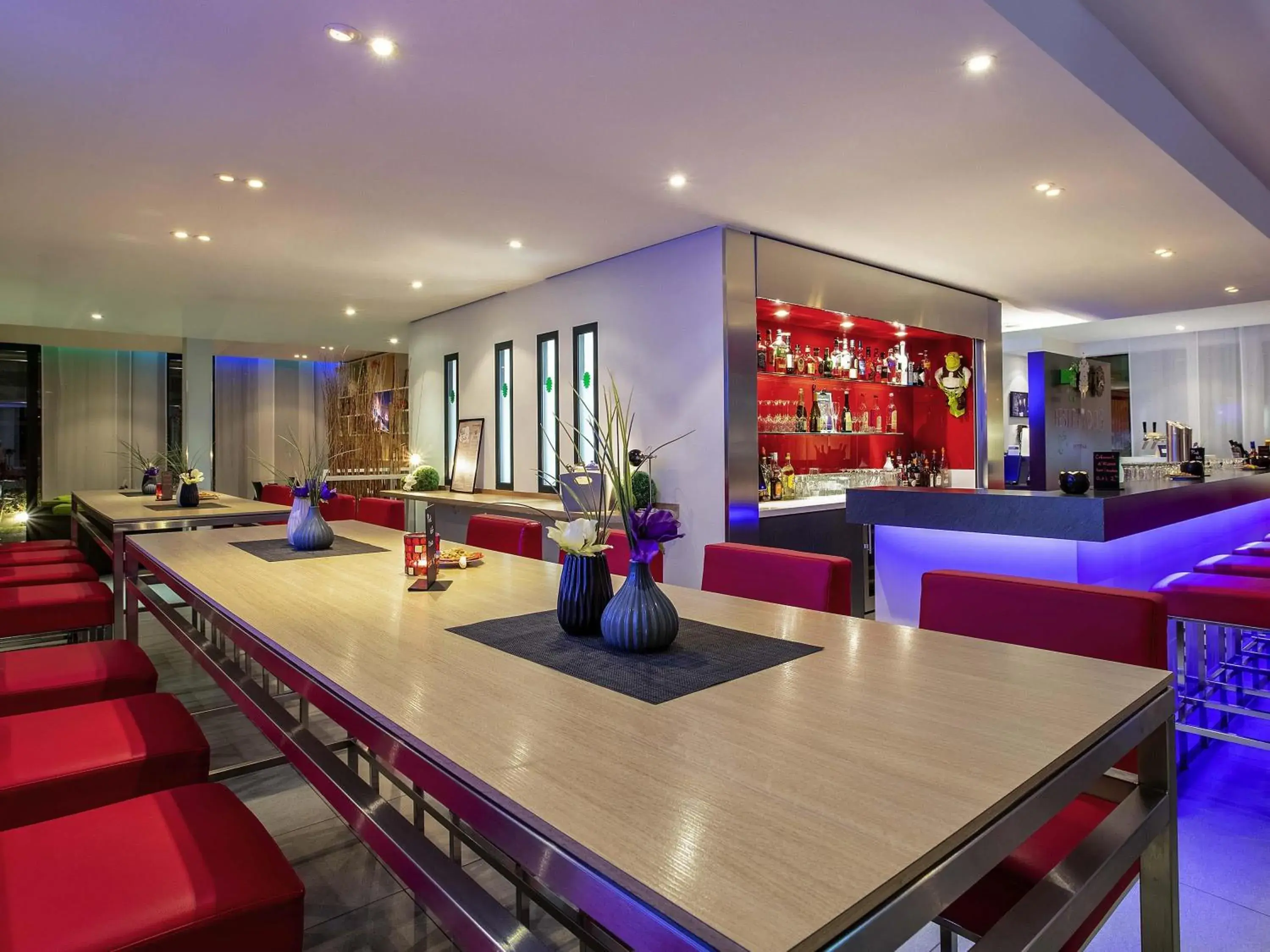Lounge or bar in ibis Styles Karlsruhe Ettlingen Lounge or bar in ibis Styles Karlsruhe Ettlingen