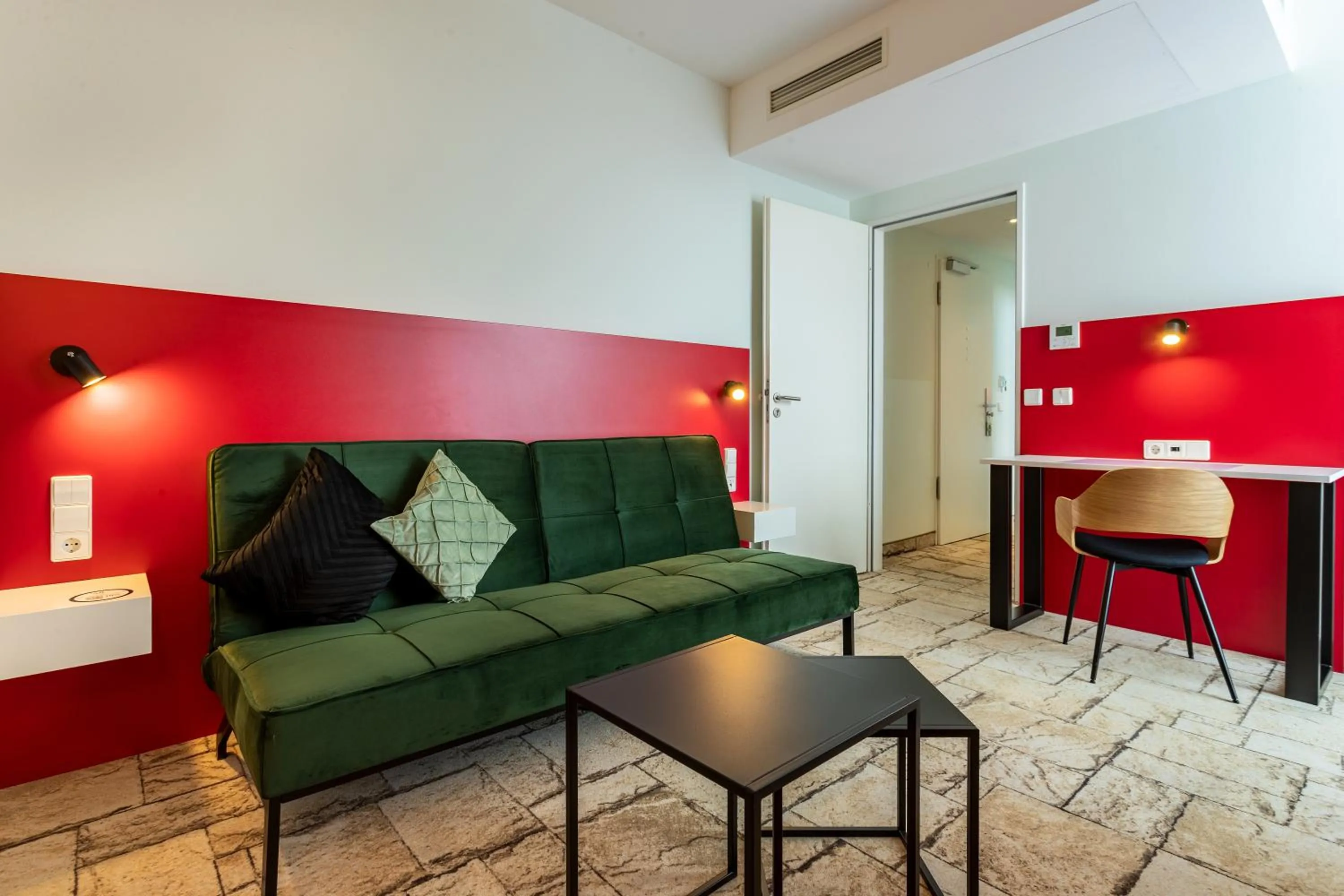 Seating area in ibis Styles Karlsruhe Ettlingen