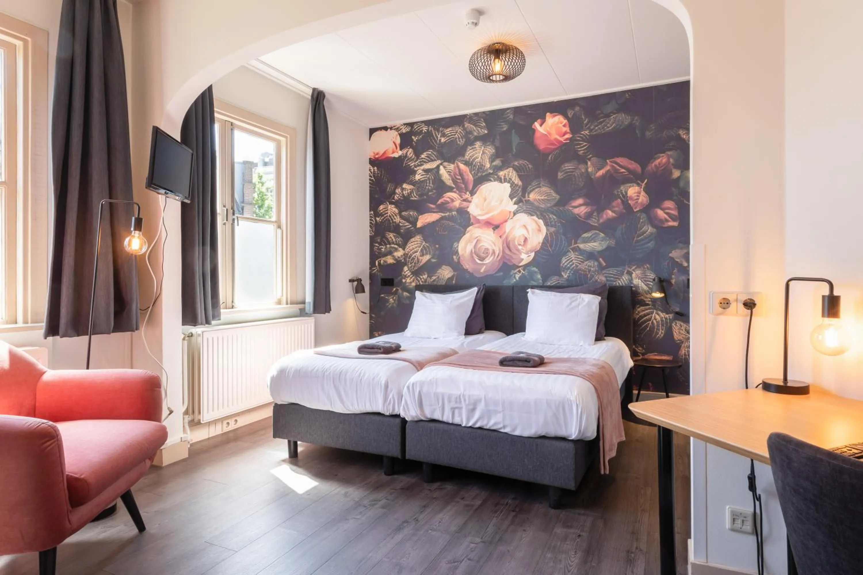 Standard Twin Room with Shared Bathroom - single occupancy in Het Oude Kantongerecht