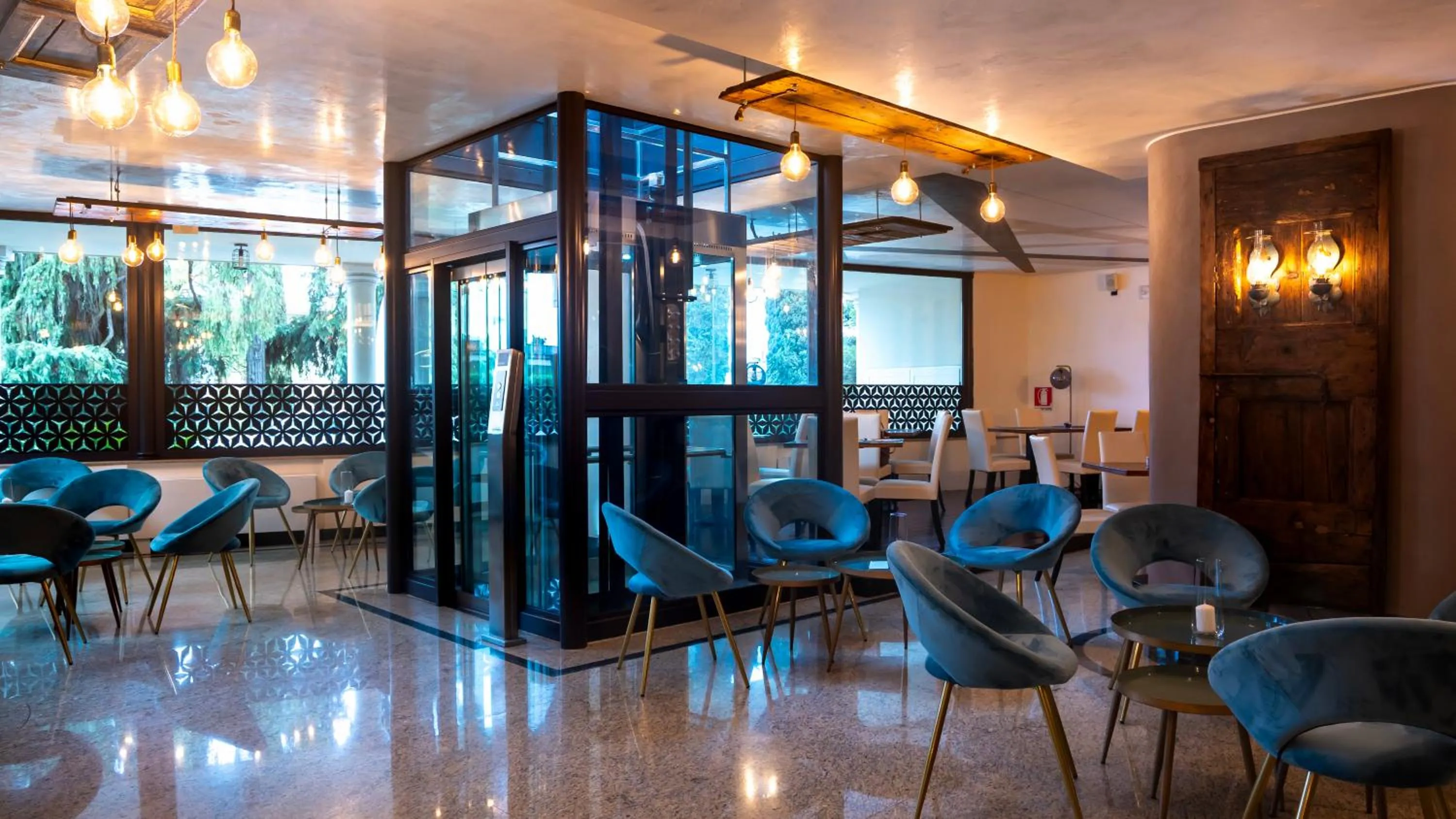 Lounge or bar in Gardone Palace Hotel