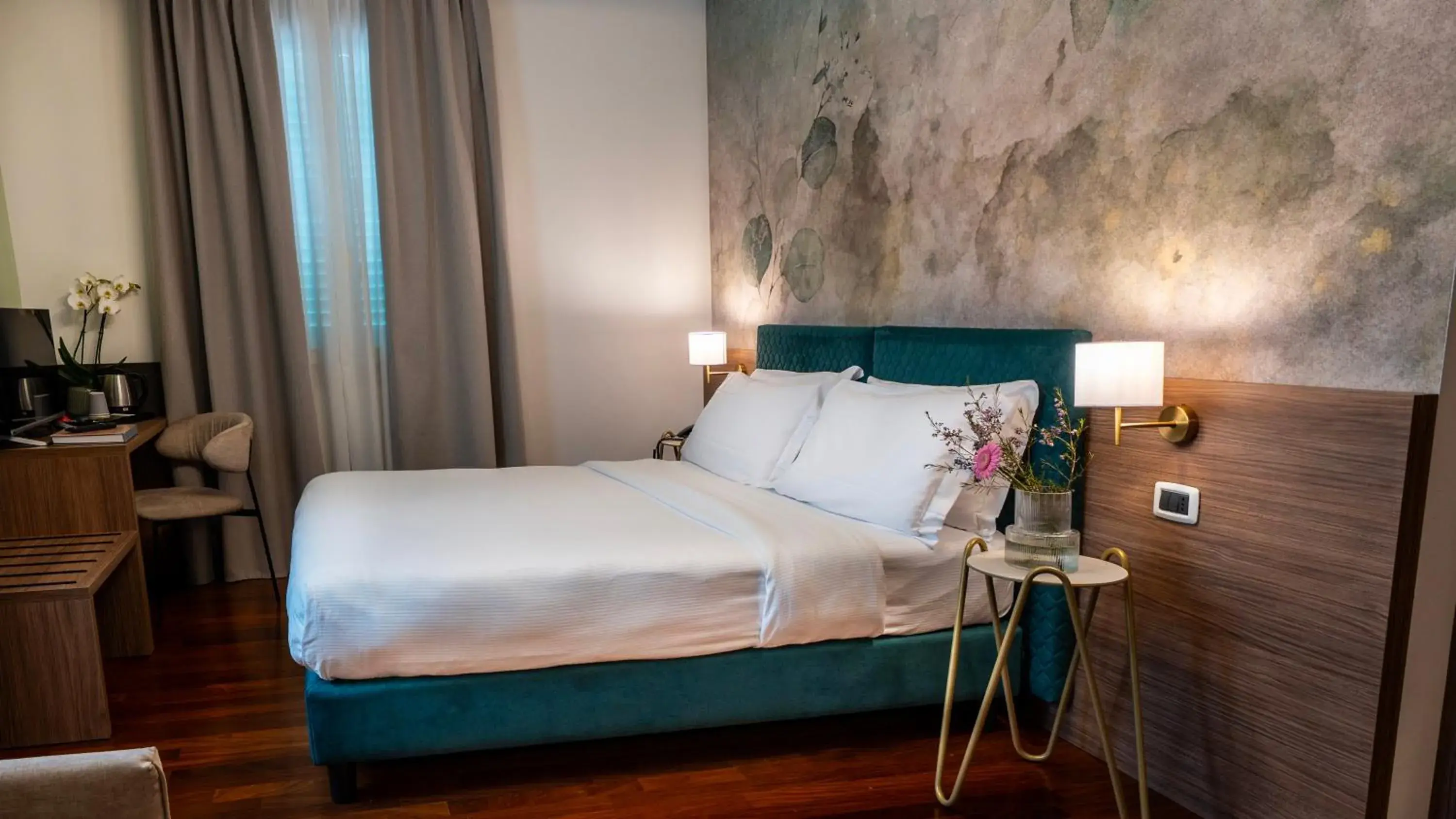 Superior Double Room in Gardone Palace Hotel Superior Double Room in Gardone Palace Hotel