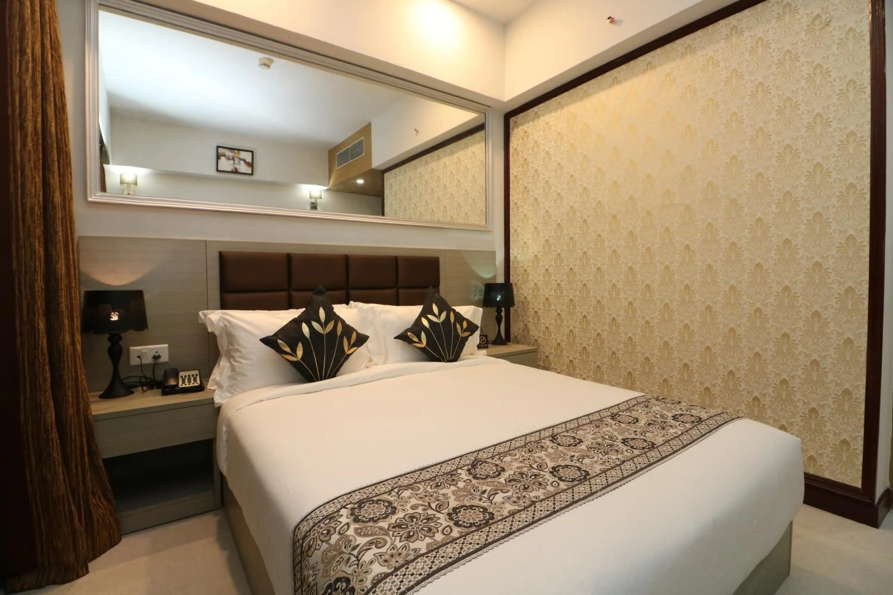 Bedroom in Aristocrat Hotel, New Town, Kolkata