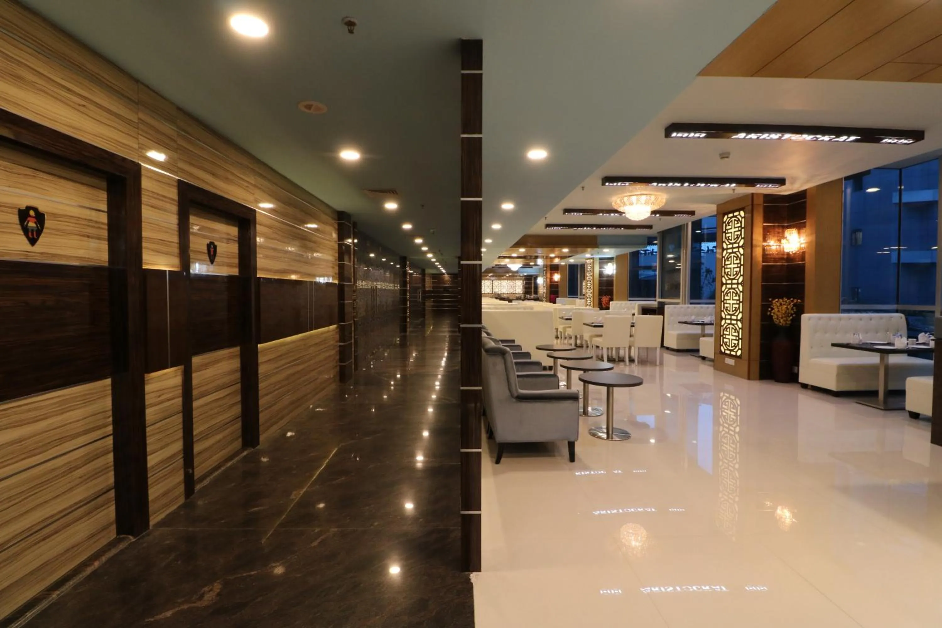 Restaurant/places to eat in Aristocrat Hotel, New Town, Kolkata