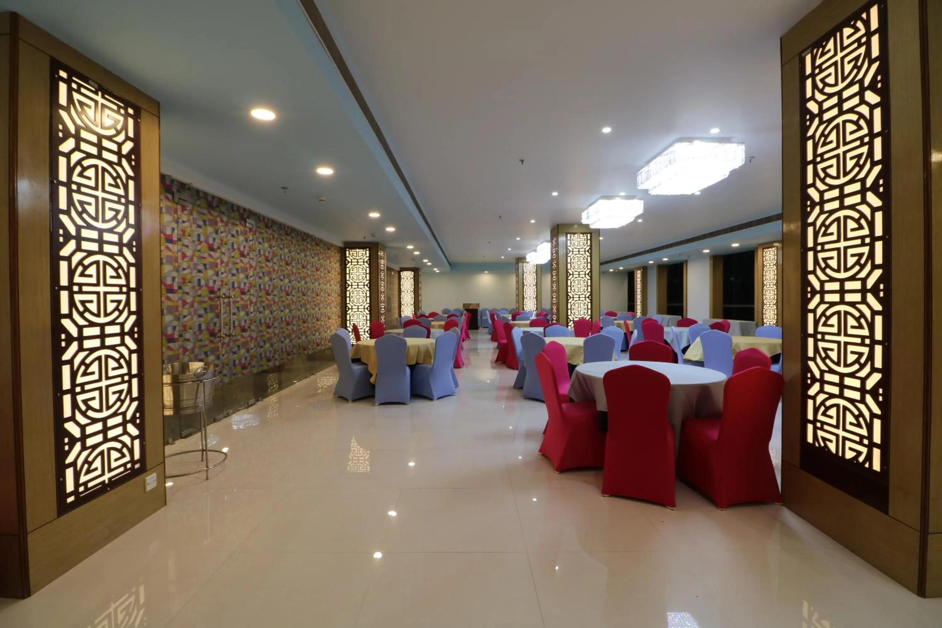 Banquet/Function facilities in Aristocrat Hotel, New Town, Kolkata
