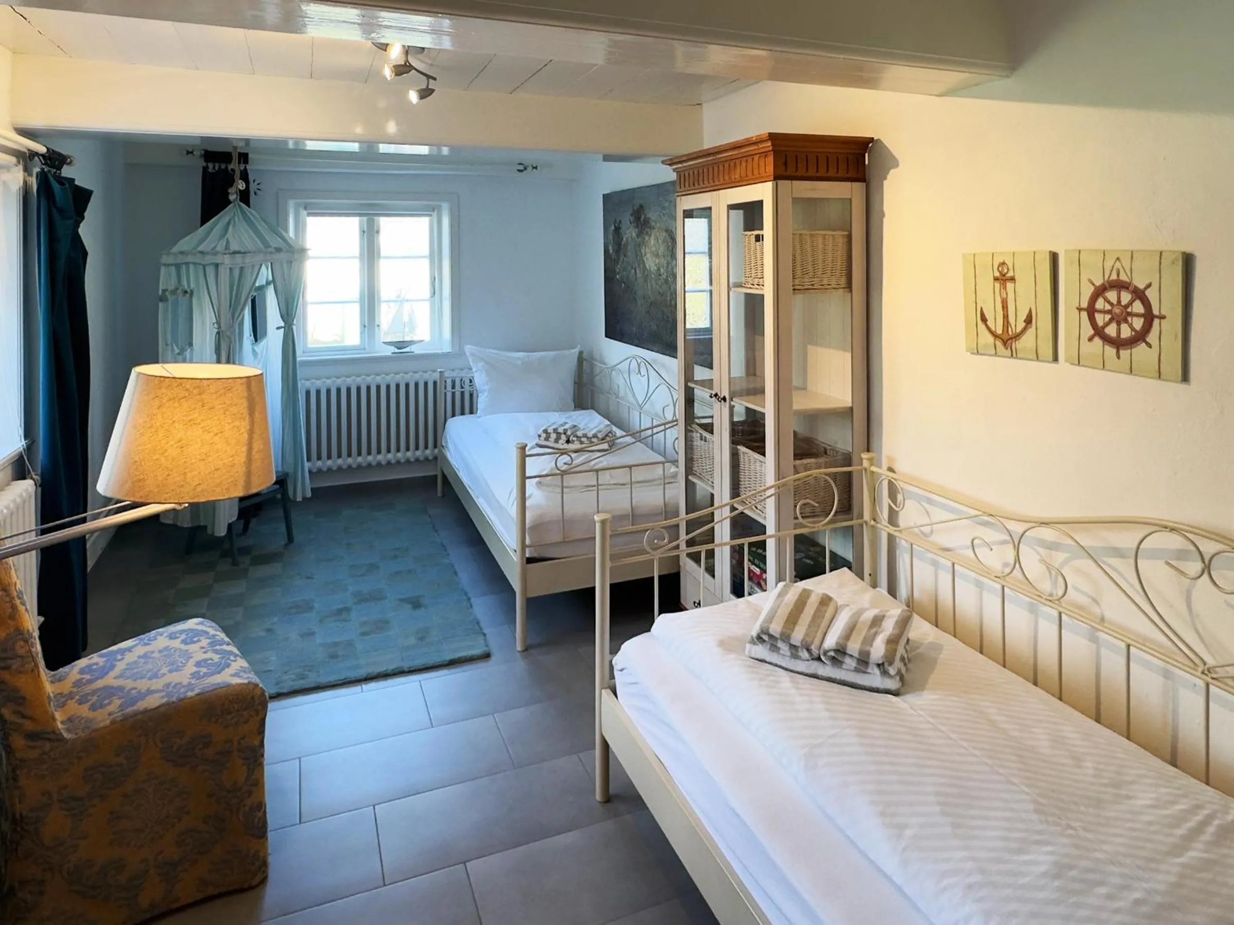 Bed in Friesenhaus Amrum Friesenhaushälfte *Hommelkasche*