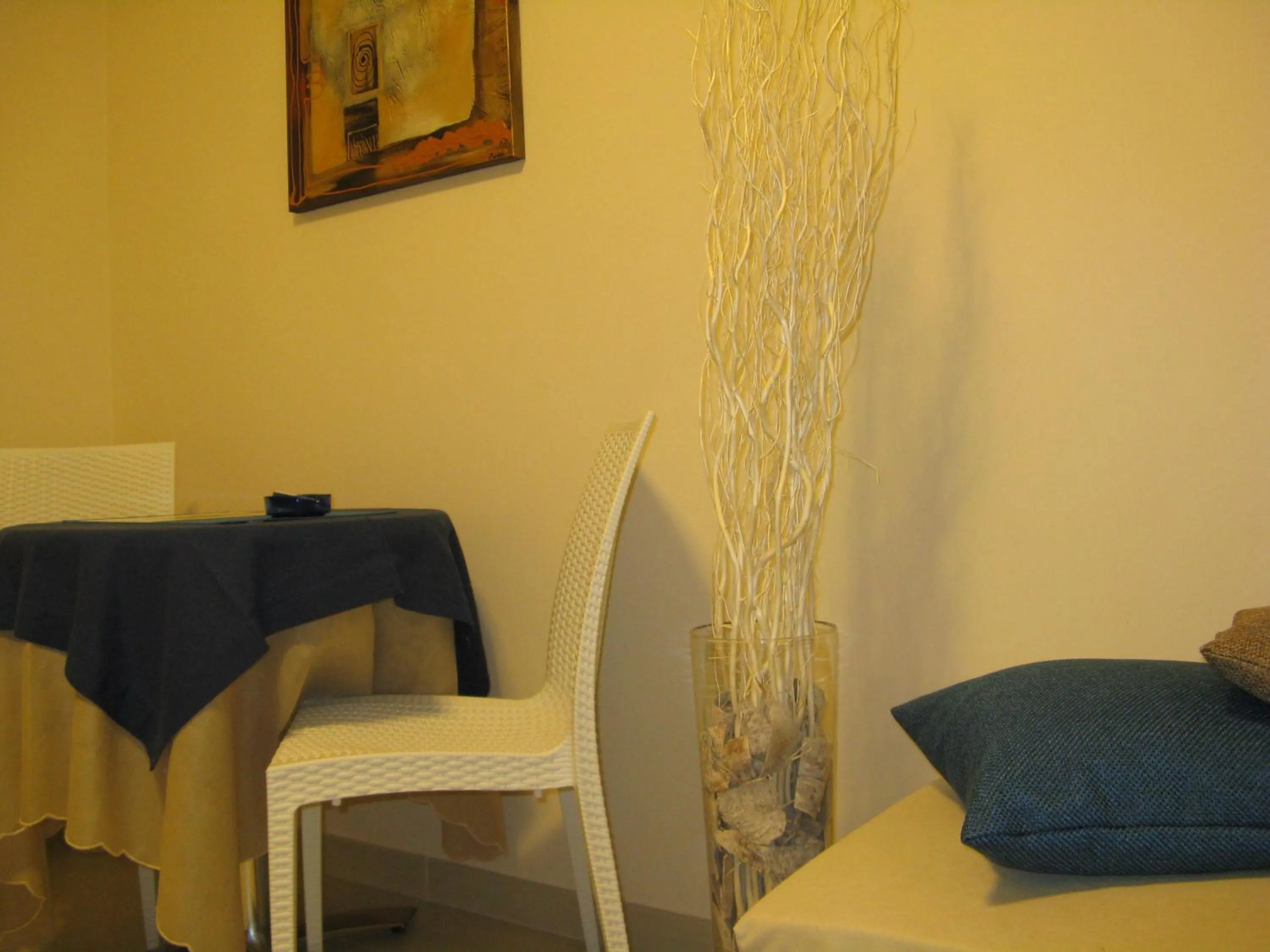 Decorative detail, Bed in B&B Li Figuli