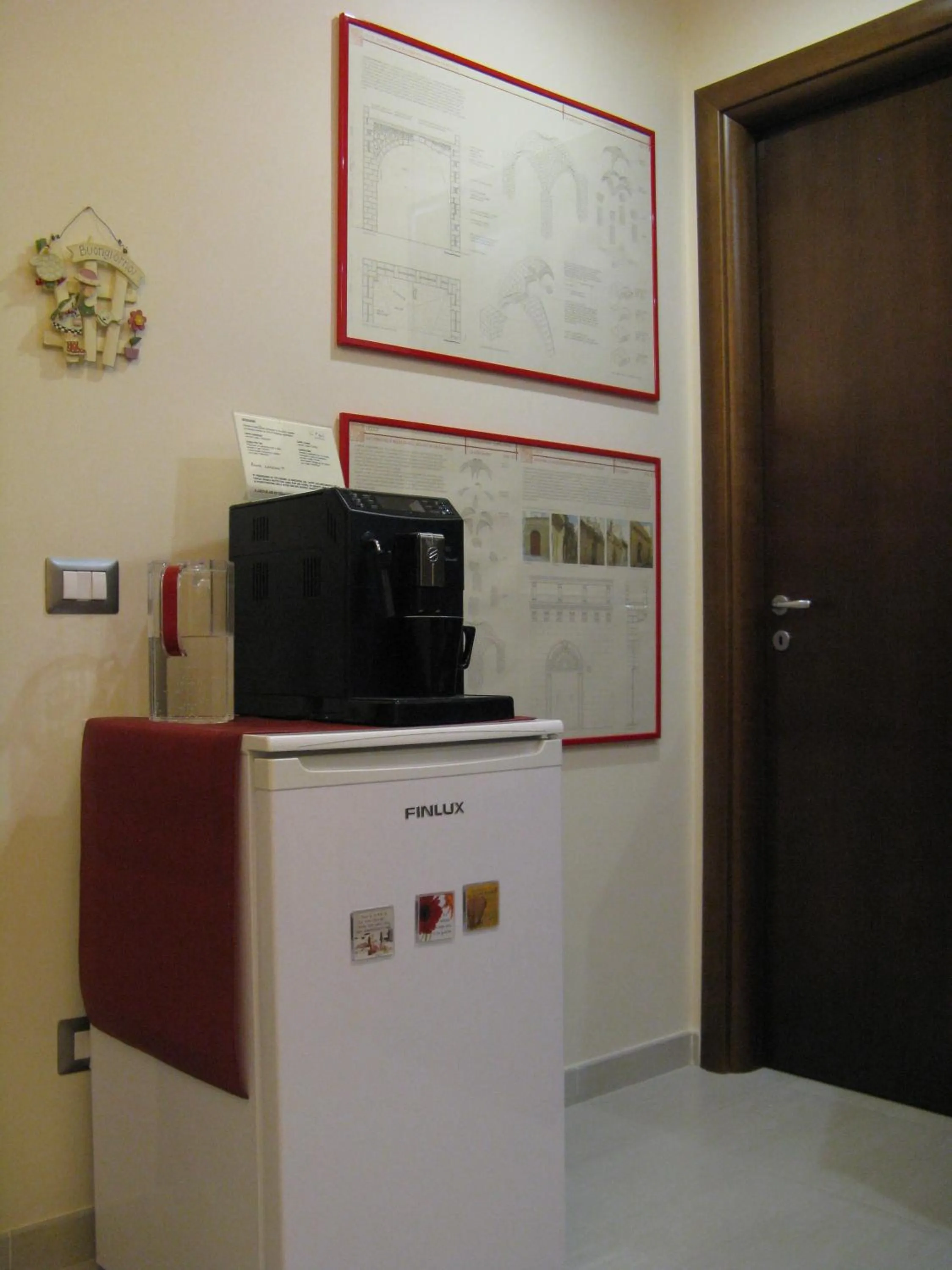Coffee/tea facilities in B&B Li Figuli