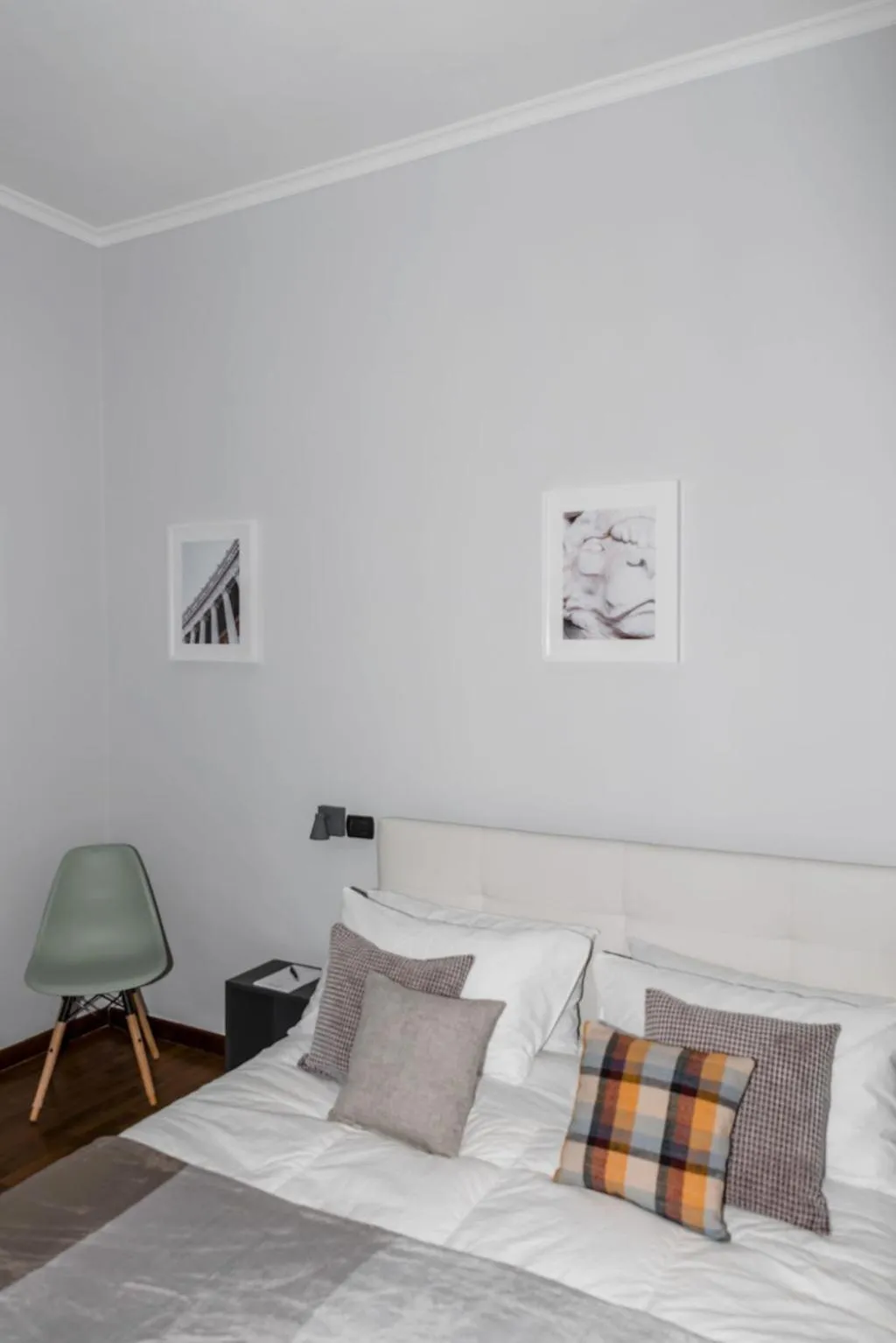 Bed in Alea Home Roma