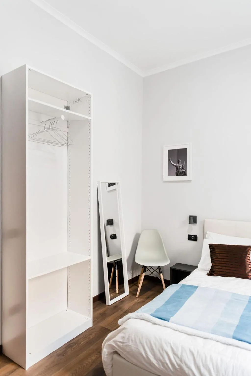 Bed in Alea Home Roma