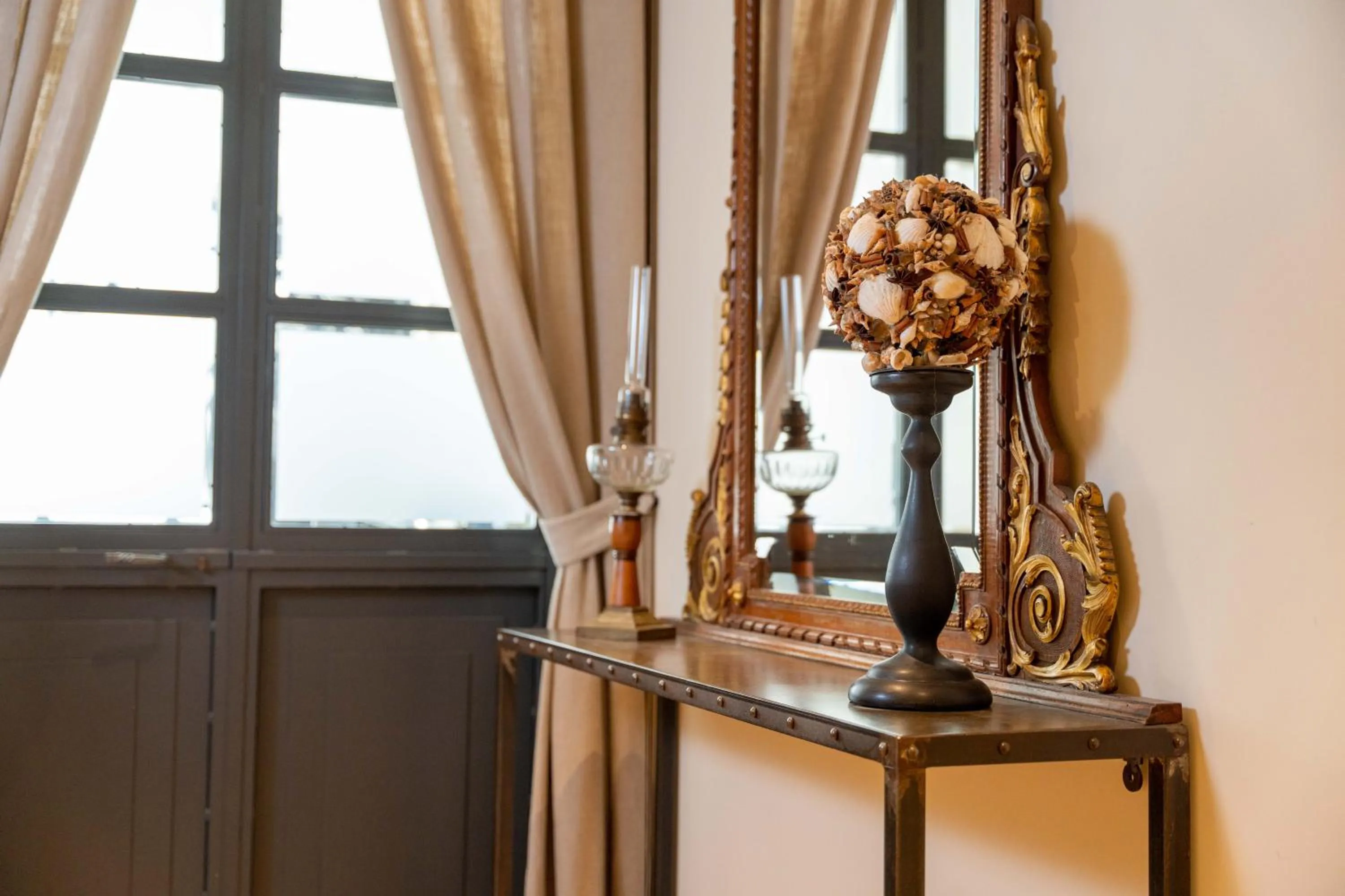 Decorative detail in Hotel 900