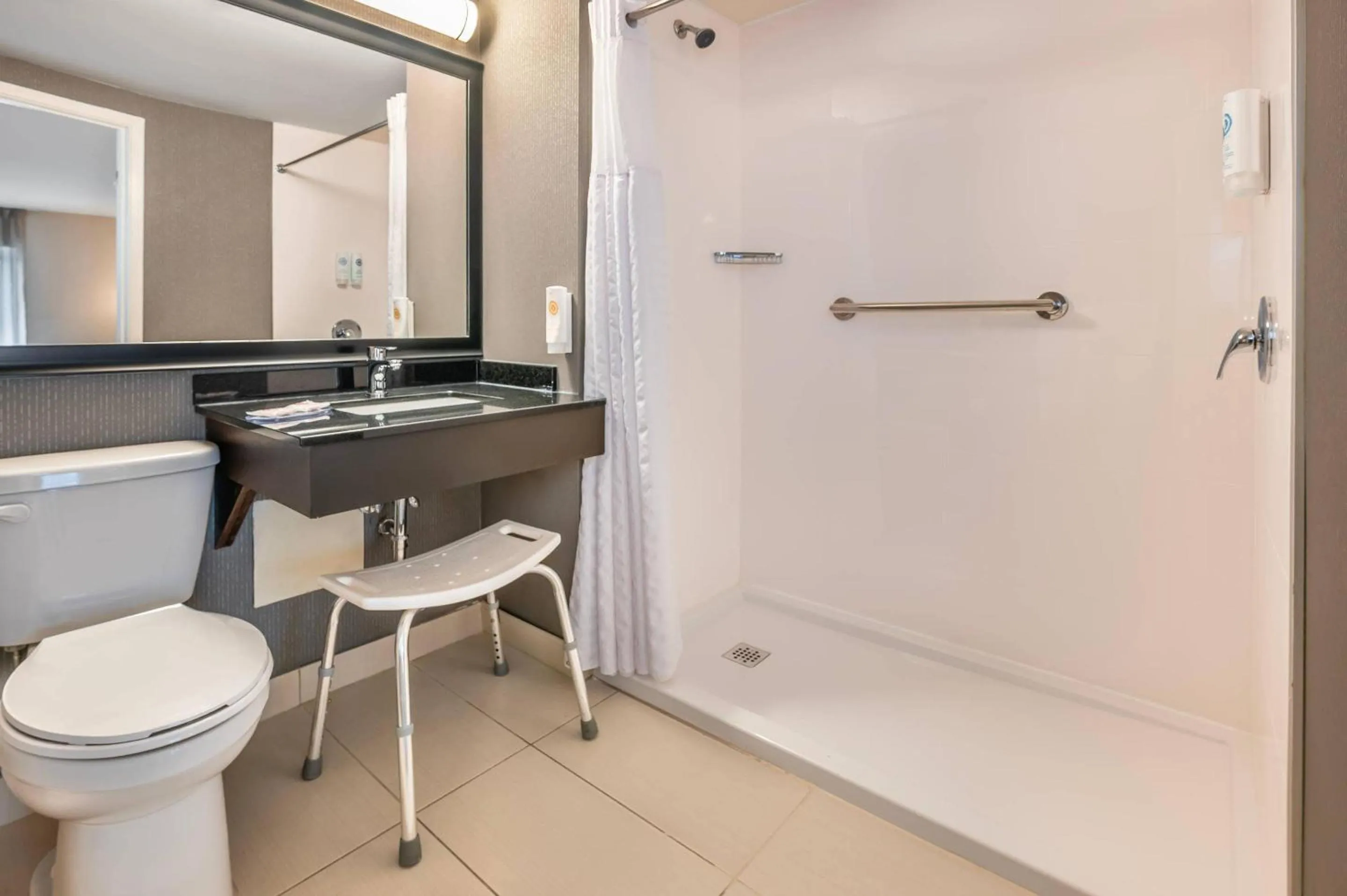 Bedroom in Comfort Inn