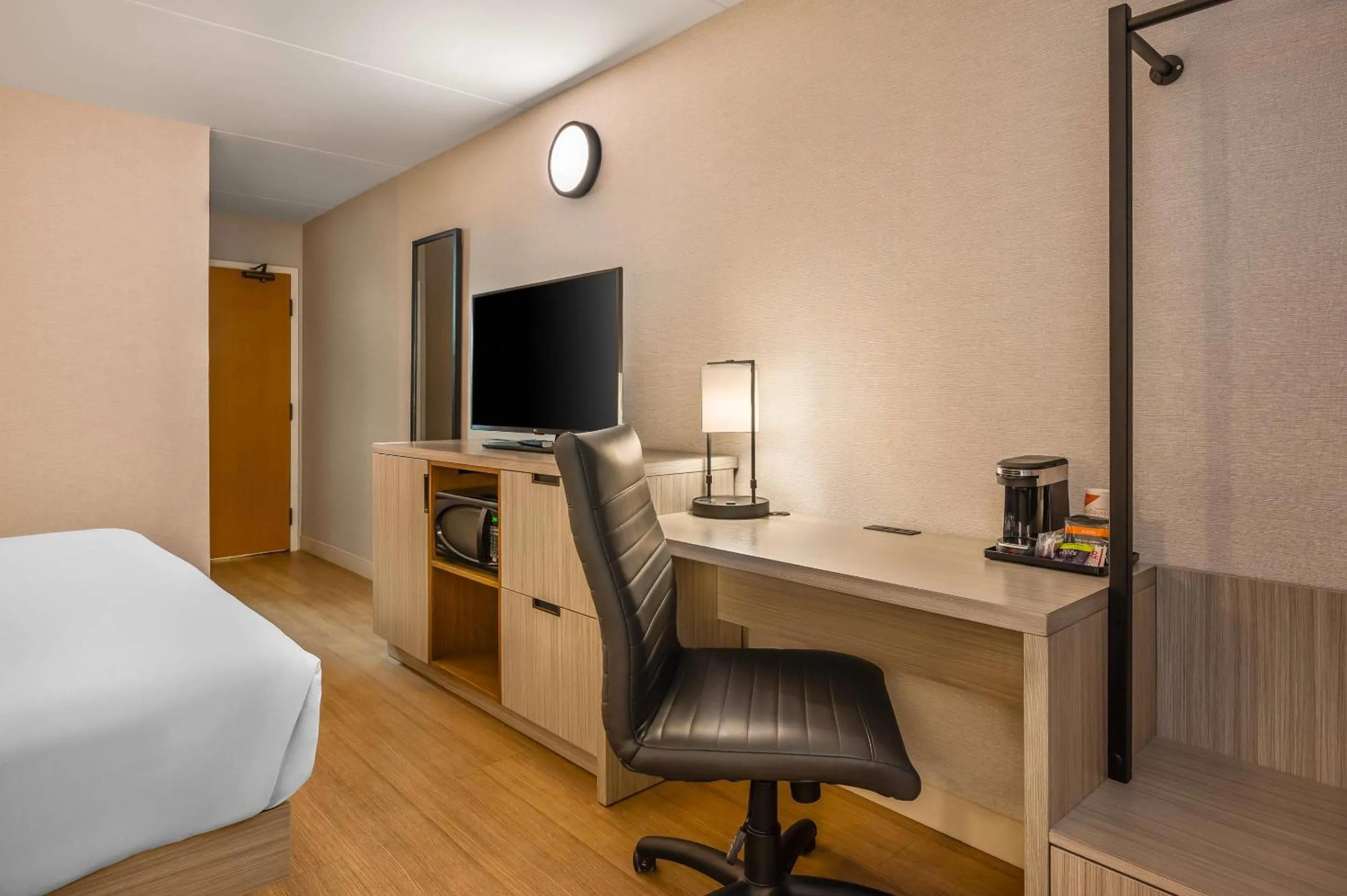 Bedroom, Bed in Comfort Inn