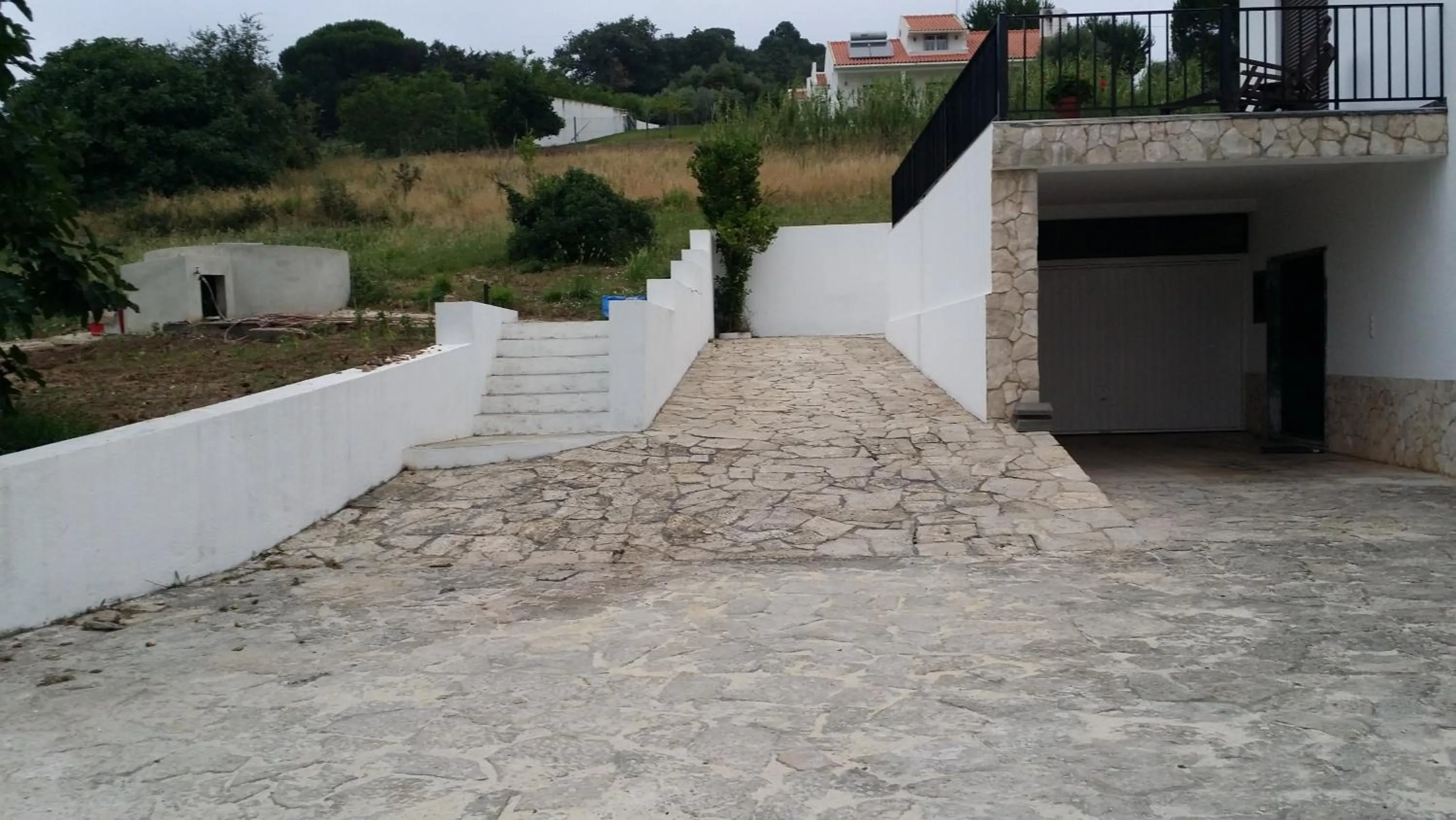 Parking in BB Silvercoast Casa das Flores