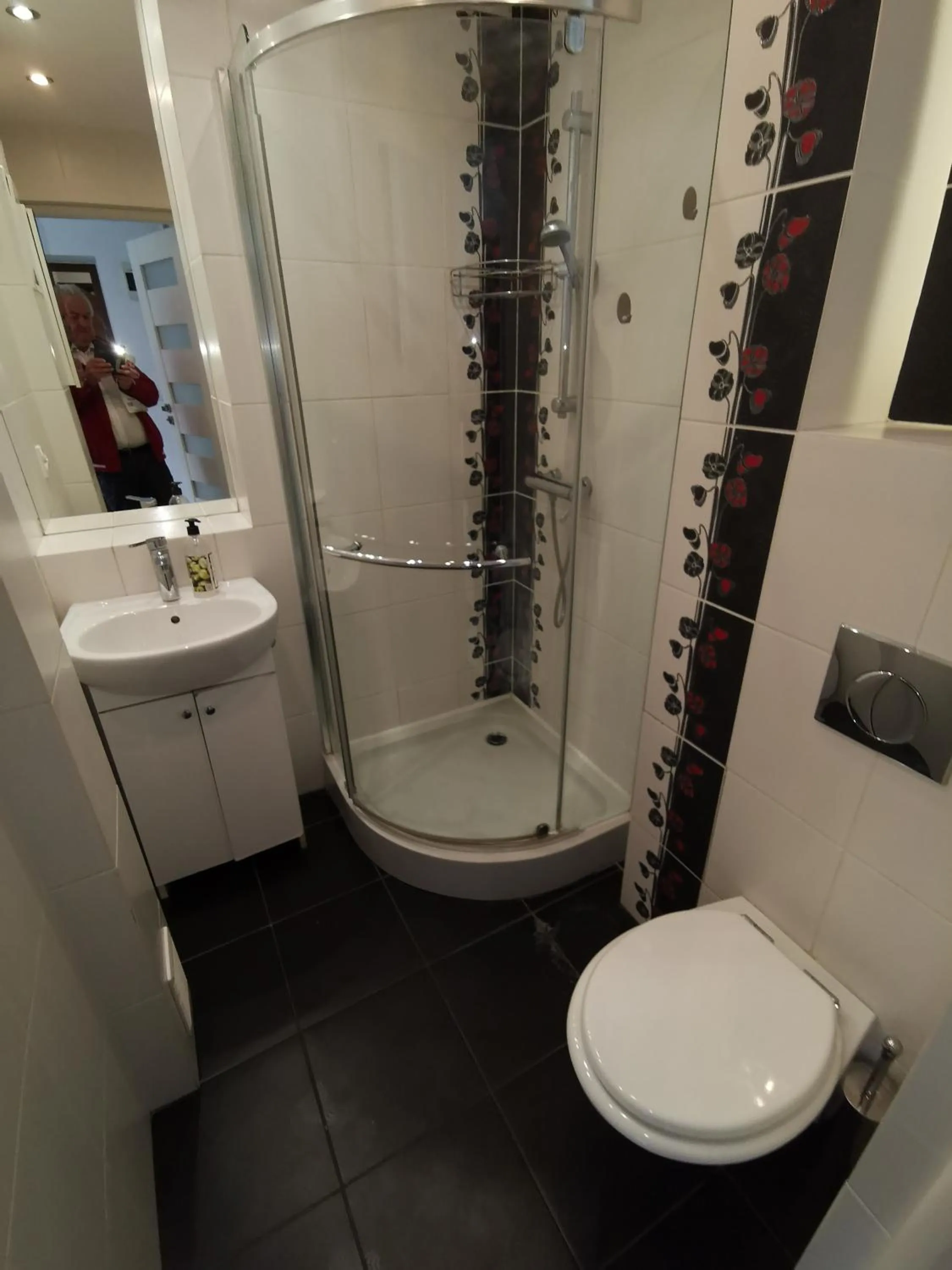 Shower in bonApartments