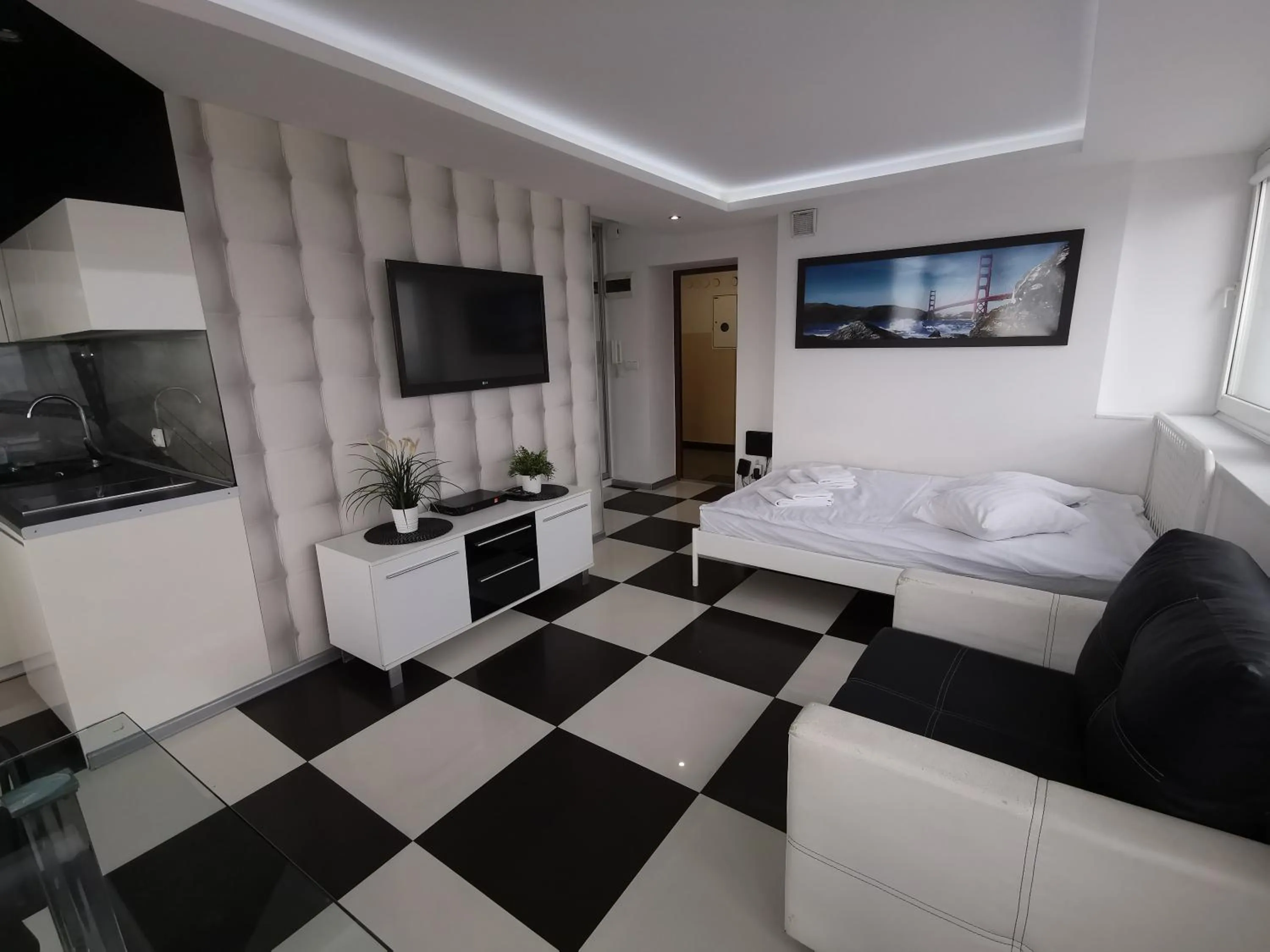 TV and multimedia, Bed in bonApartments