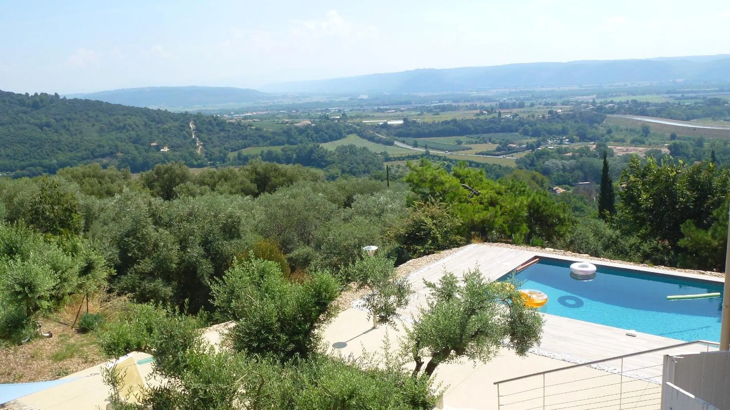 Garden in B&B L'ESCALADE en Lubéron
