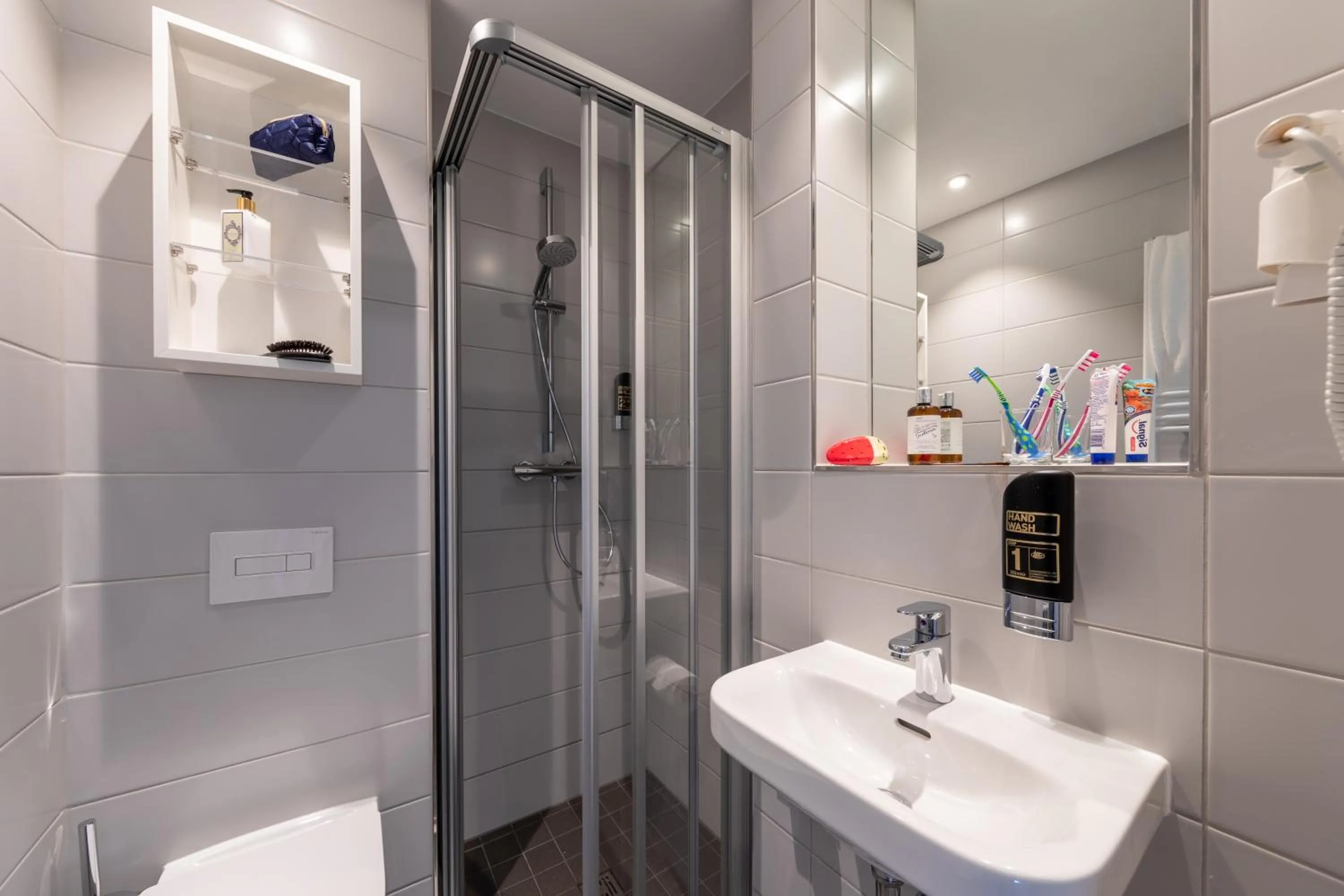 Bathroom in Serways Hotel Waldmohr