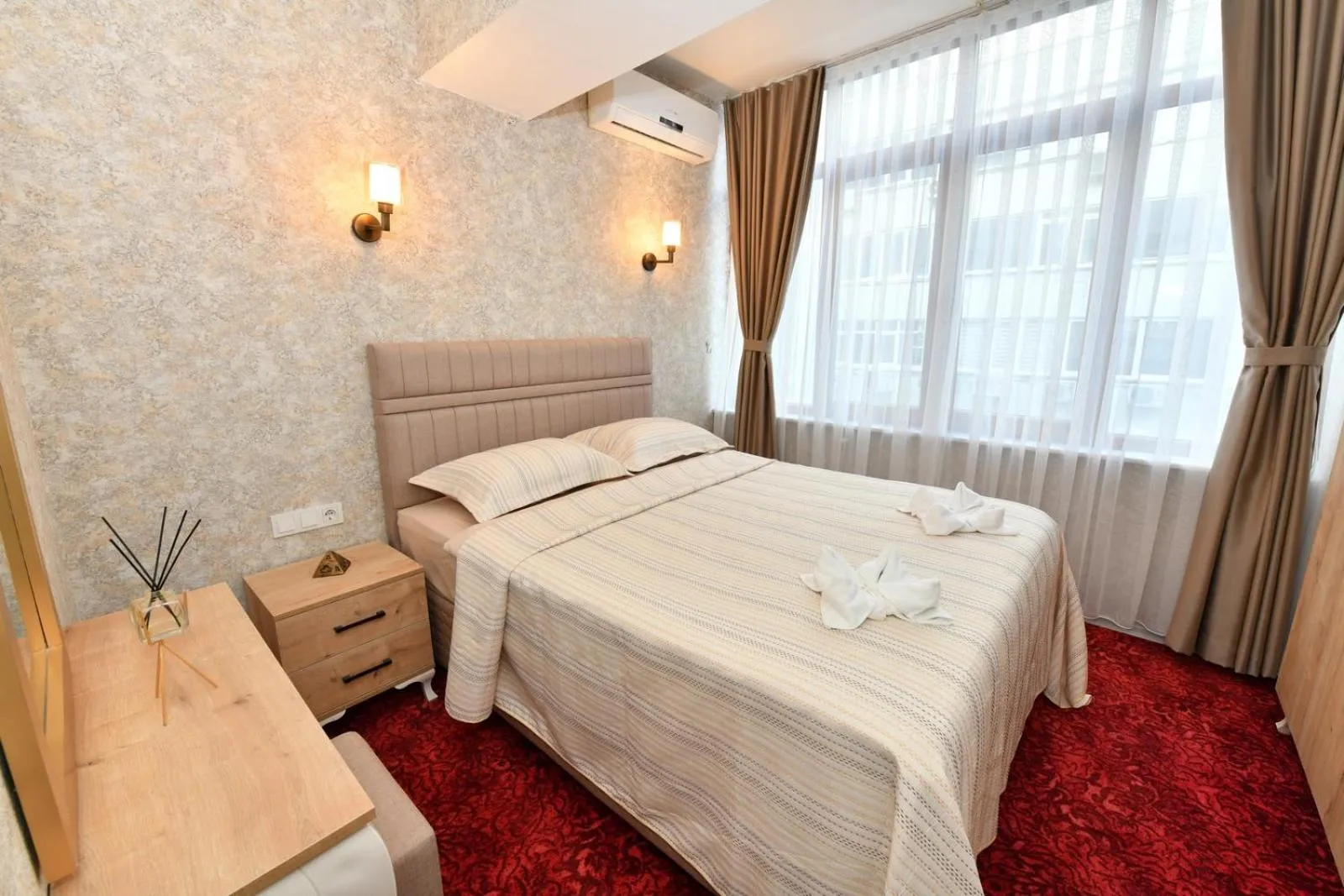 Bed in Sea Moon Hotel