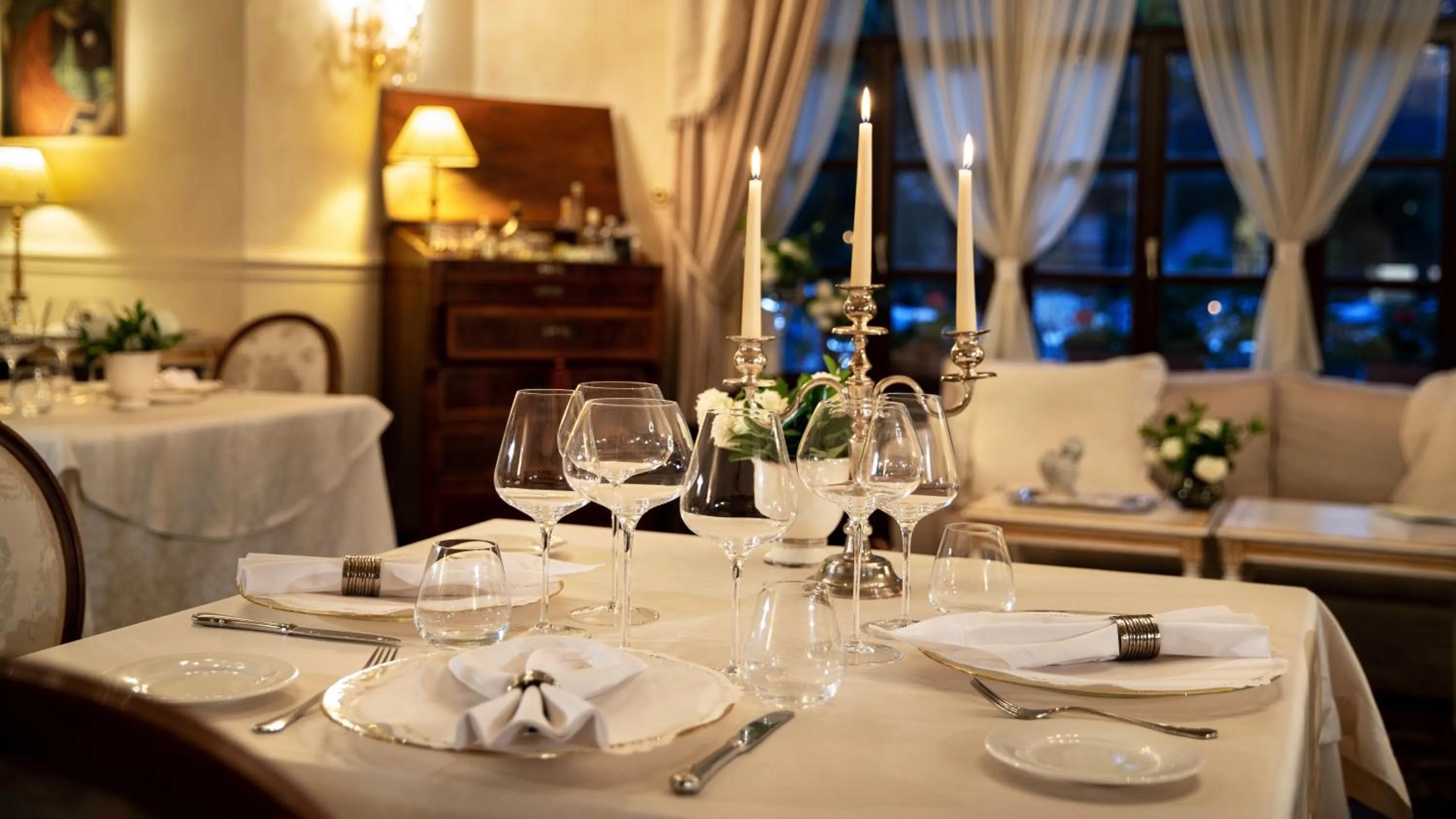 Restaurant/places to eat in Kendov Dvorec