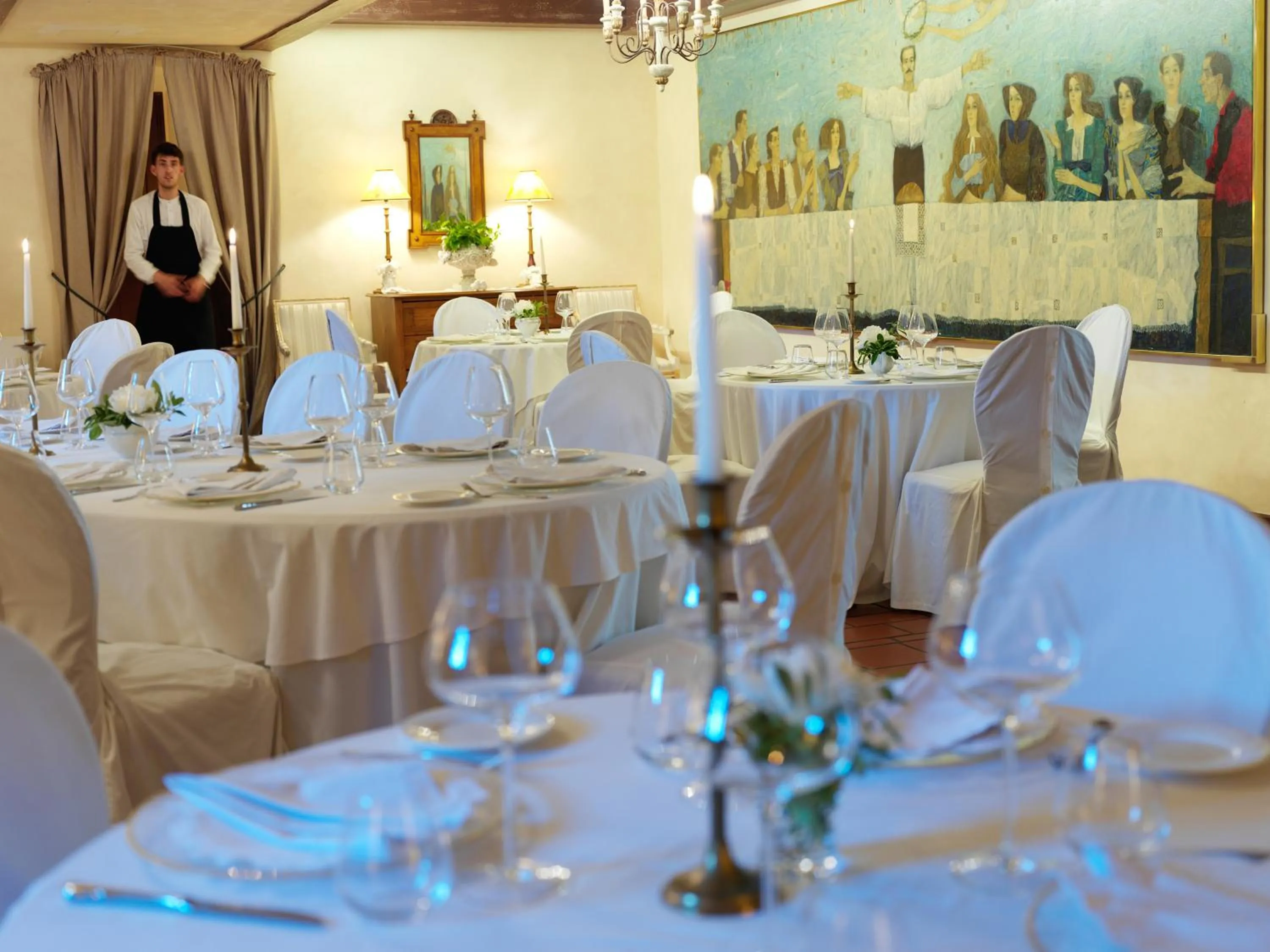 Dining area in Kendov Dvorec