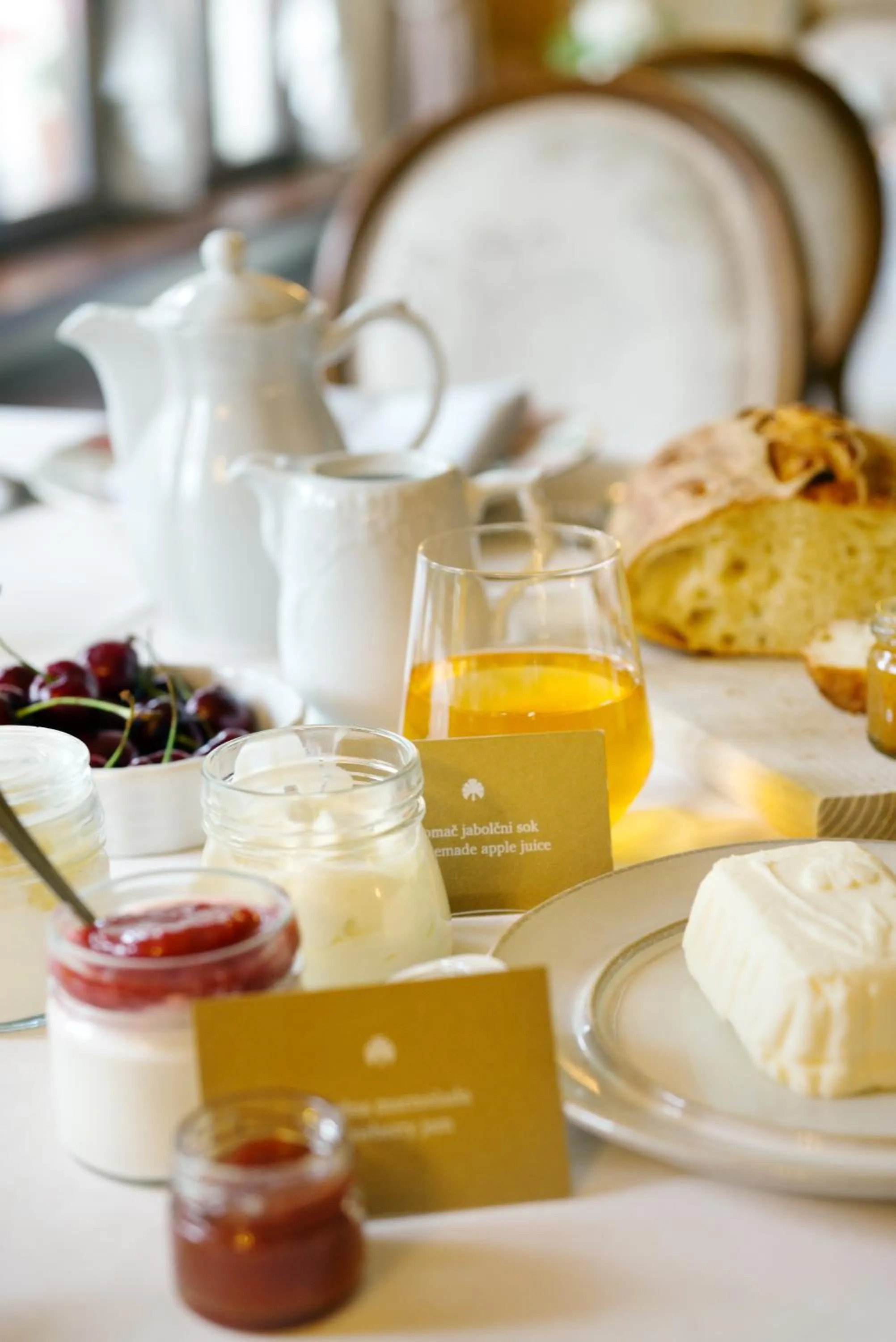 Breakfast in Kendov Dvorec