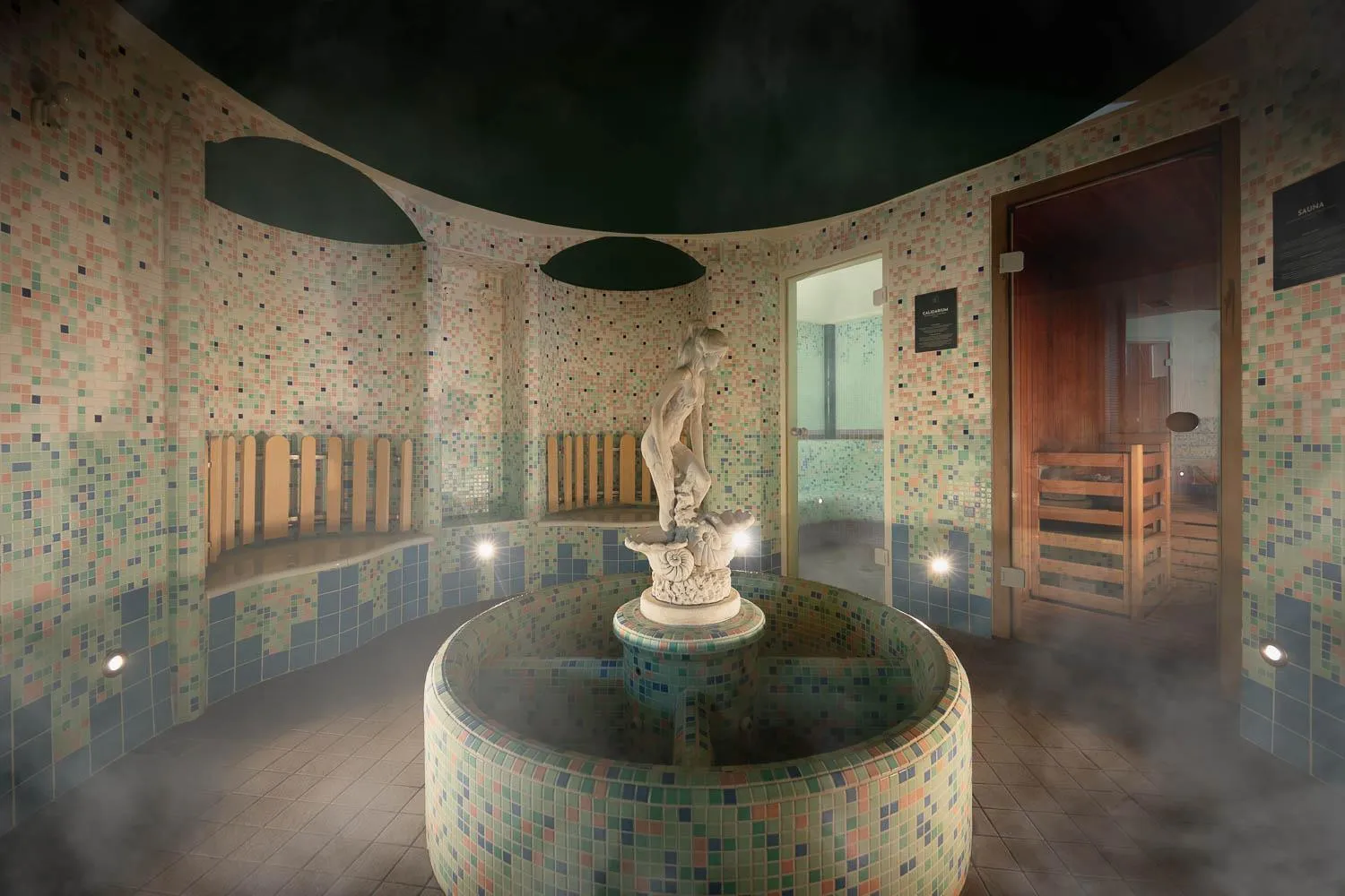 Steam room in Phi Hotel Bellamonte