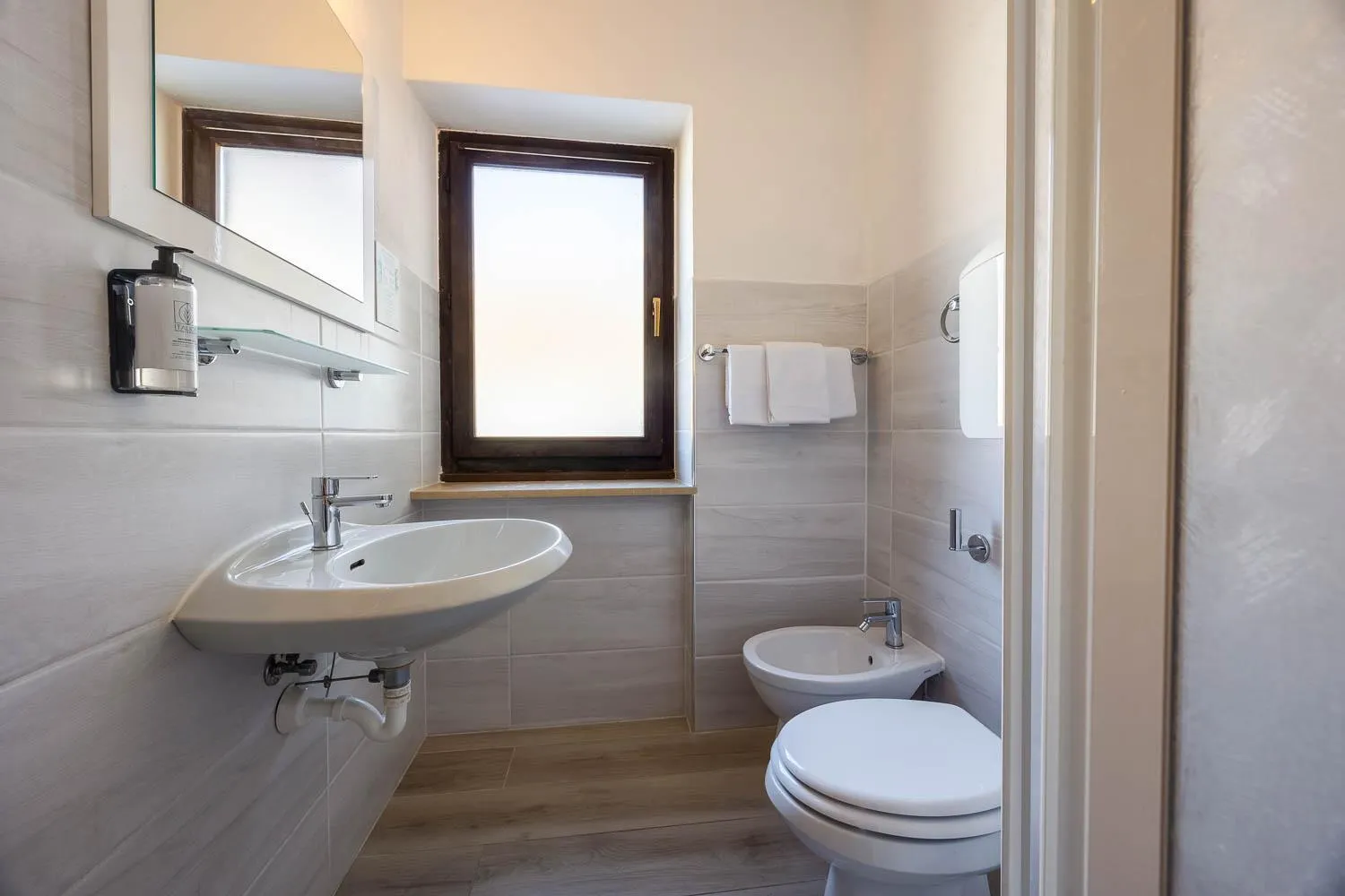 Toilet in Phi Hotel Bellamonte