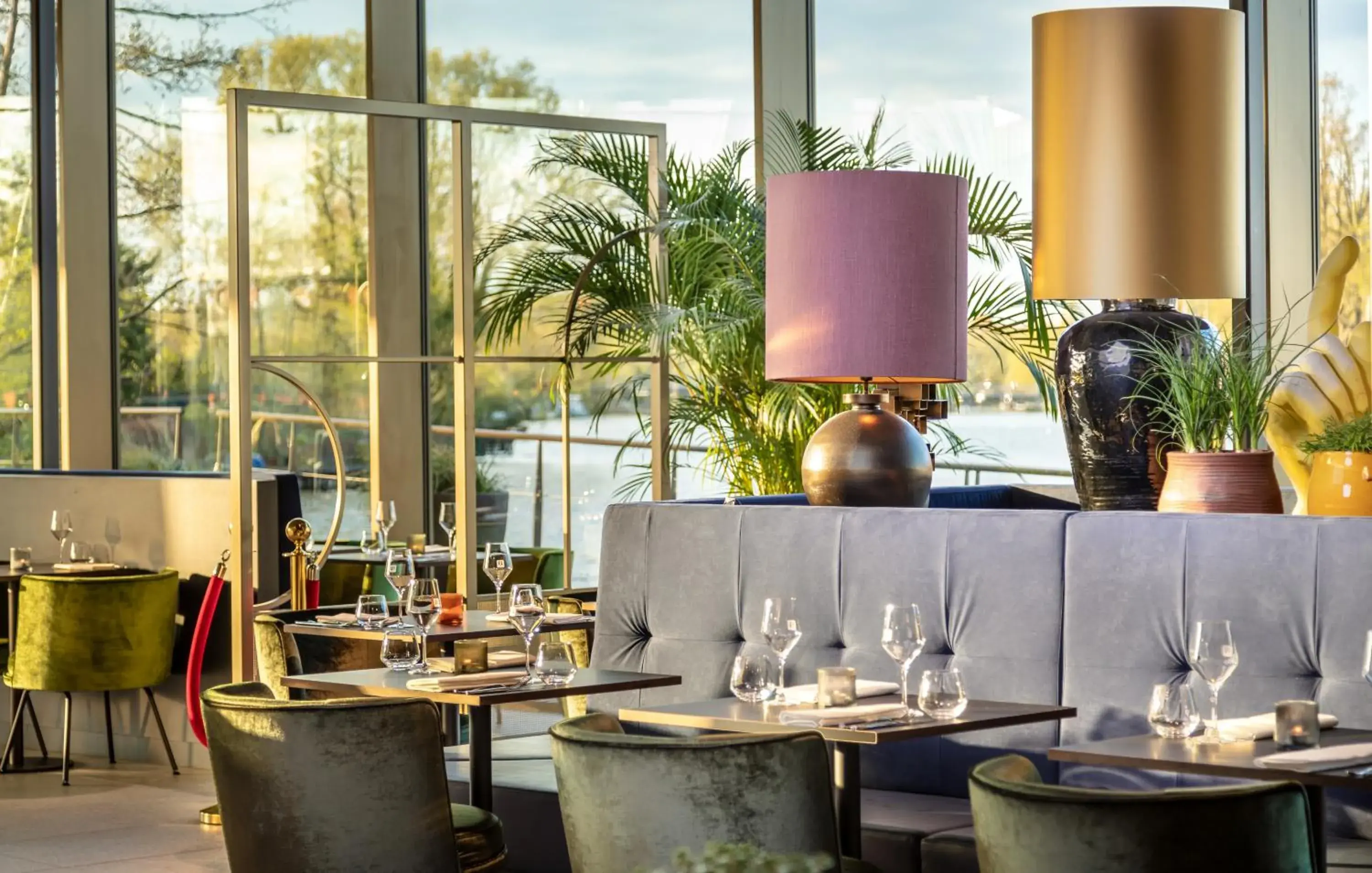 Restaurant/places to eat in Olympic Hotel Restaurant/places to eat in Olympic Hotel