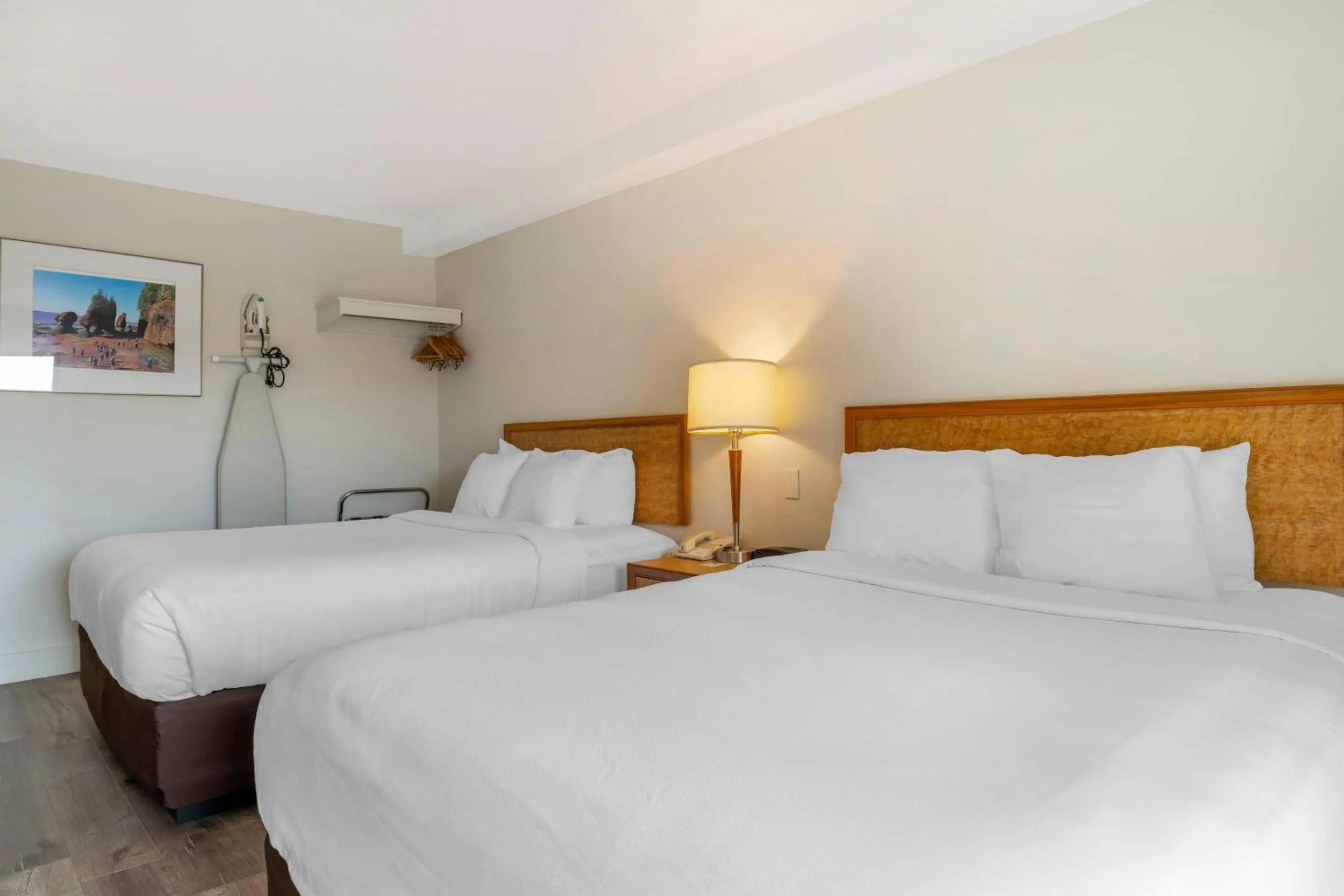 Bedroom, Bed in Rodeway Inn